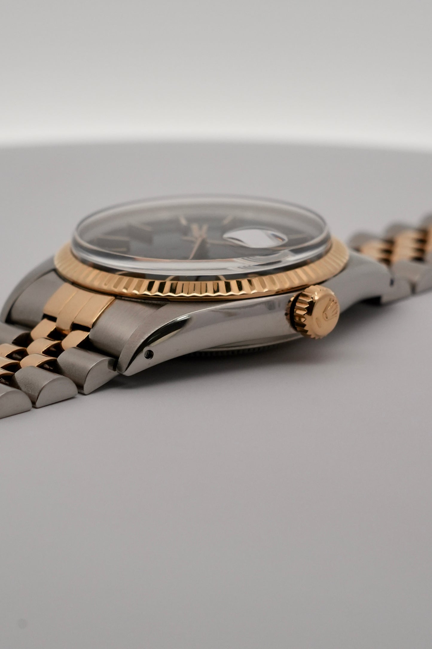 Rolex Datejust Oyster Perpetual 16013 - Two-Tone - Black Dial - Exceptional Condition