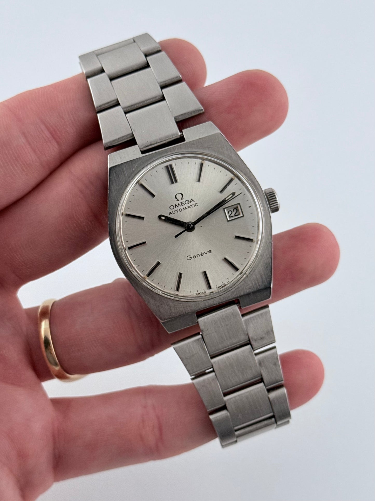 Omega Geneve Automatic Date 166.099