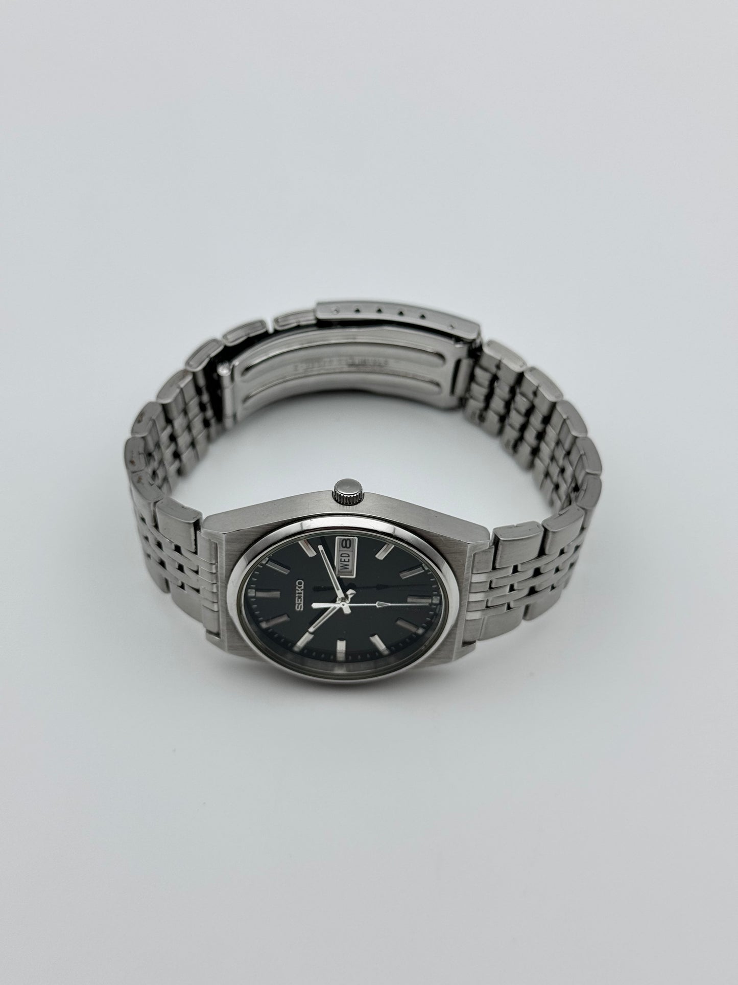 Seiko Quartz V743-9020 - Box and Papers