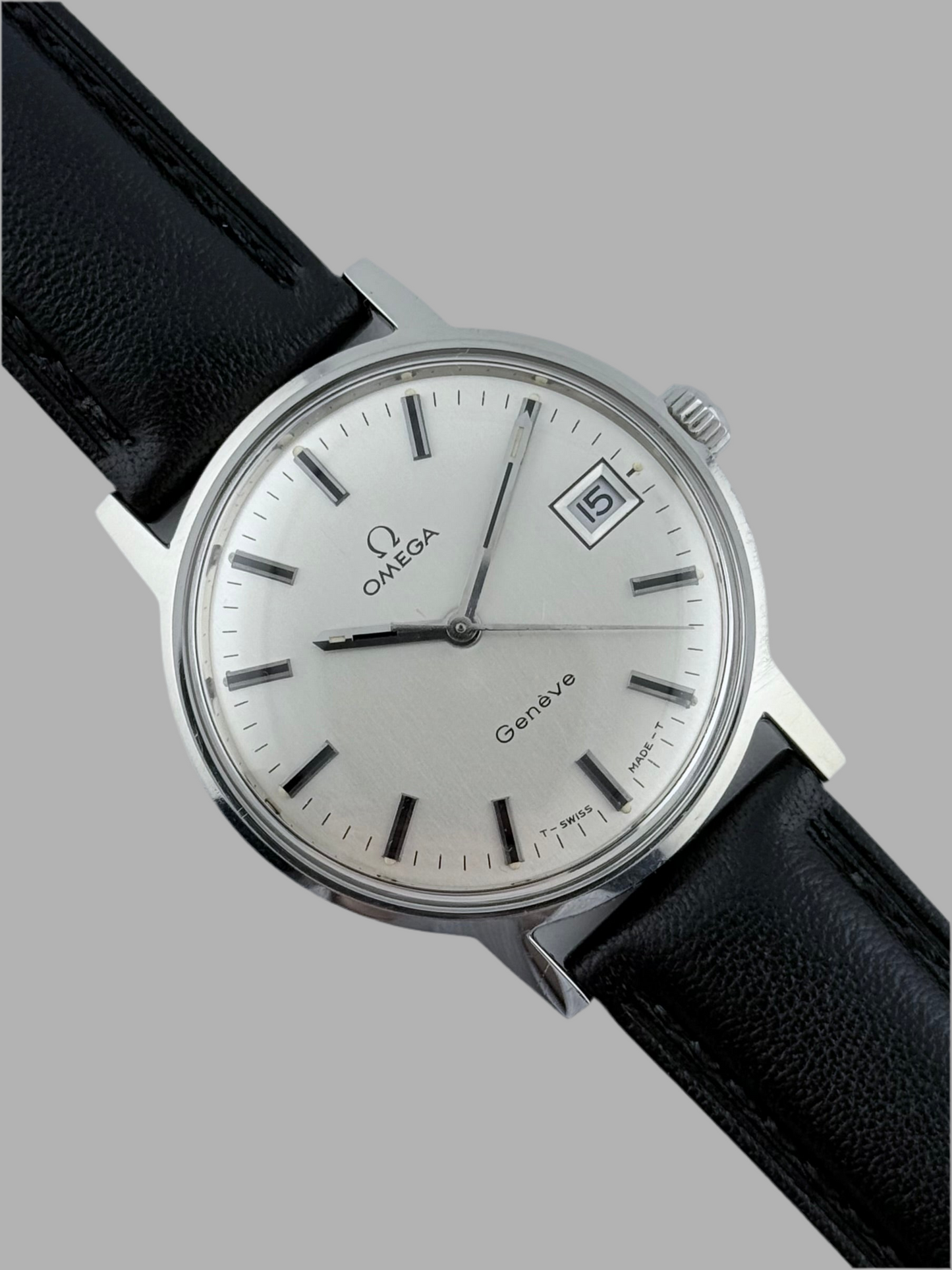 Omega Geneve Date Manual Wind - 136.070