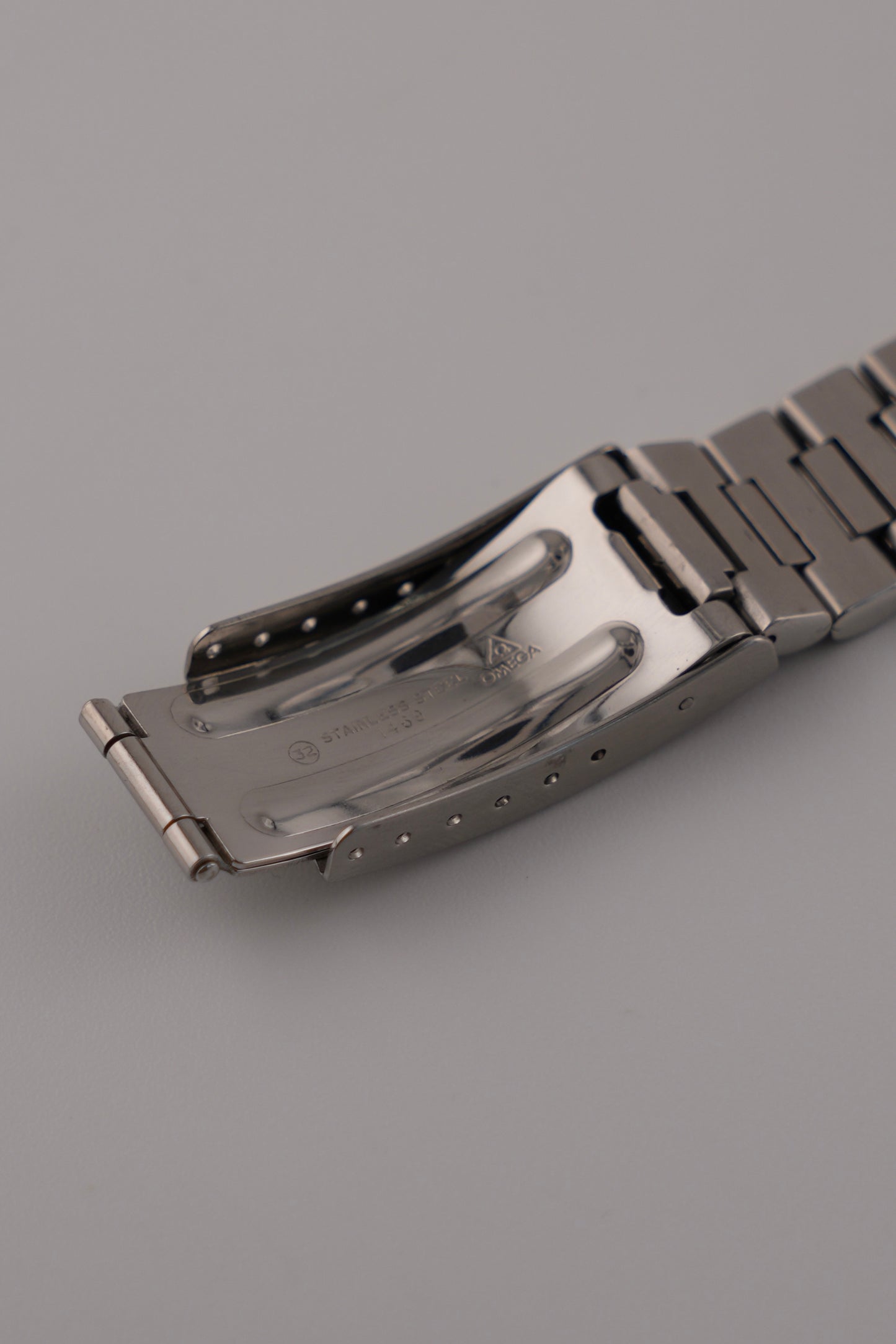 Omega Speedmaster Automatic Chronograph - 175.0043 - Reverse Panda Dial