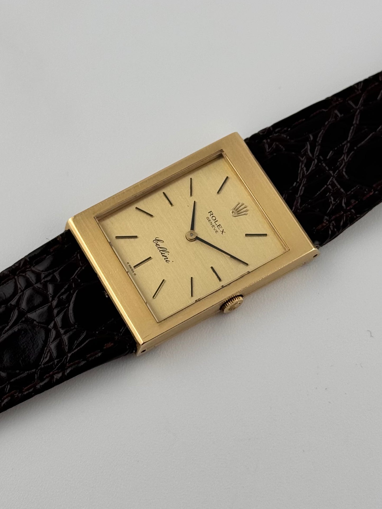 Rolex Geneve Cellini Tank Manual Wind - 18ct Gold - 4014