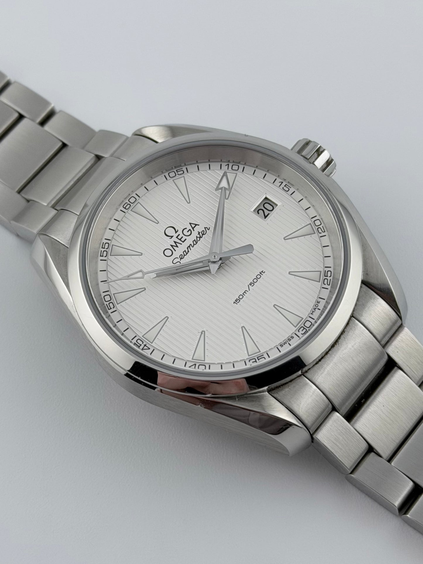 Omega Seamaster Aqua Terra Quartz Date