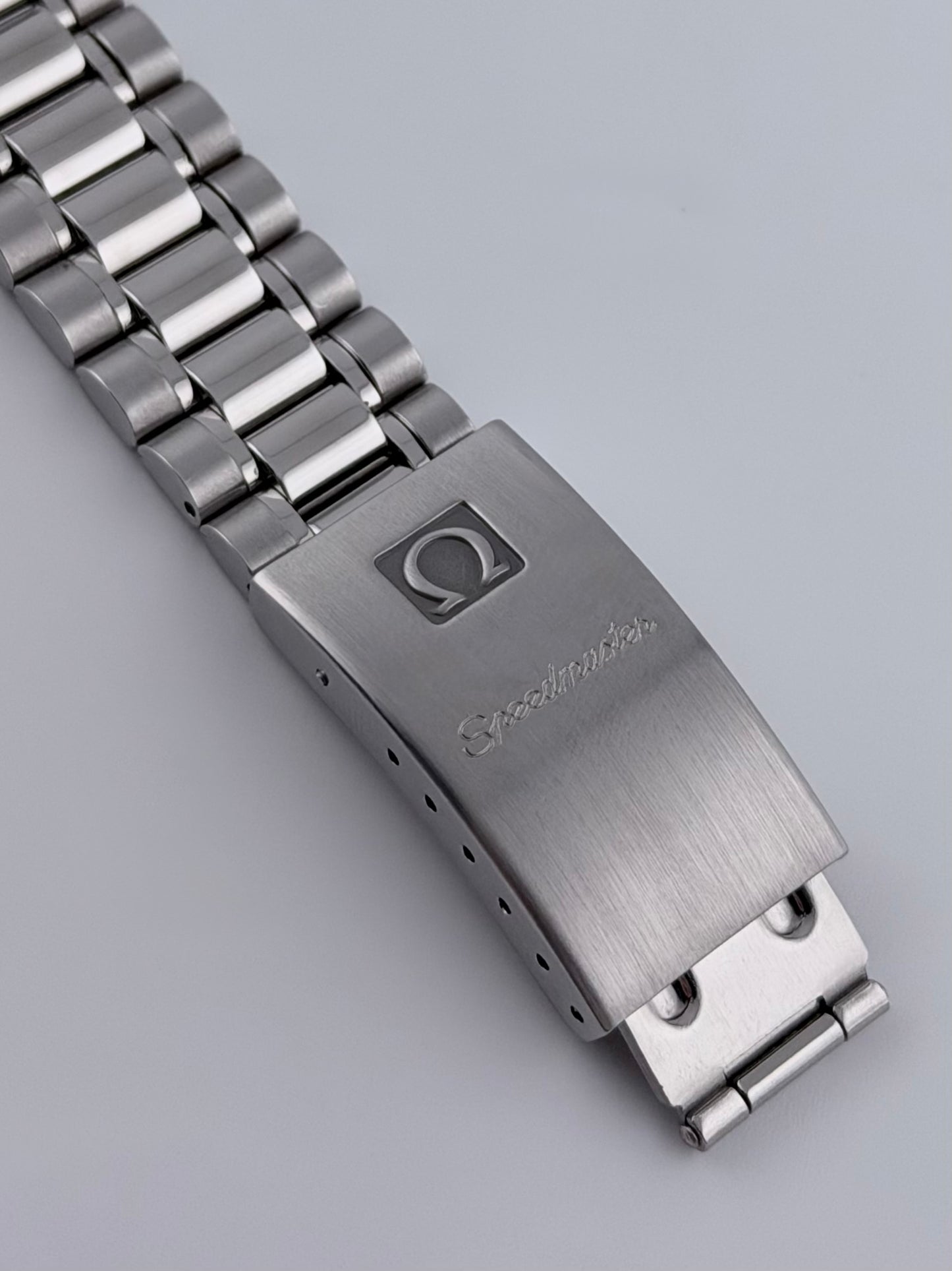 Omega Speedmaster Automatic Chronograph Reduced - 175.0032