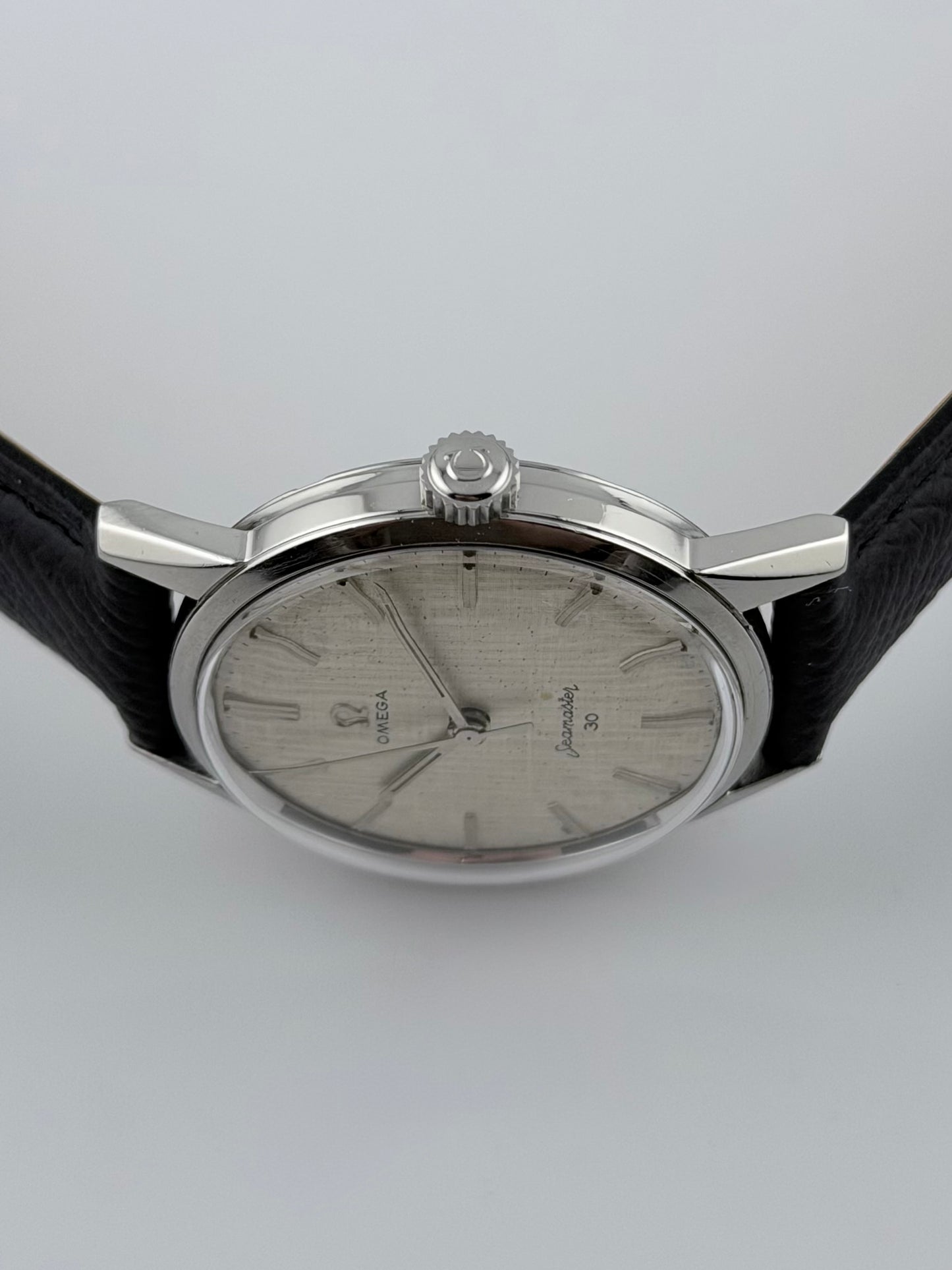 Omega Seamaster 30 Manual Wind 135.003-62-SC - Linen Dial