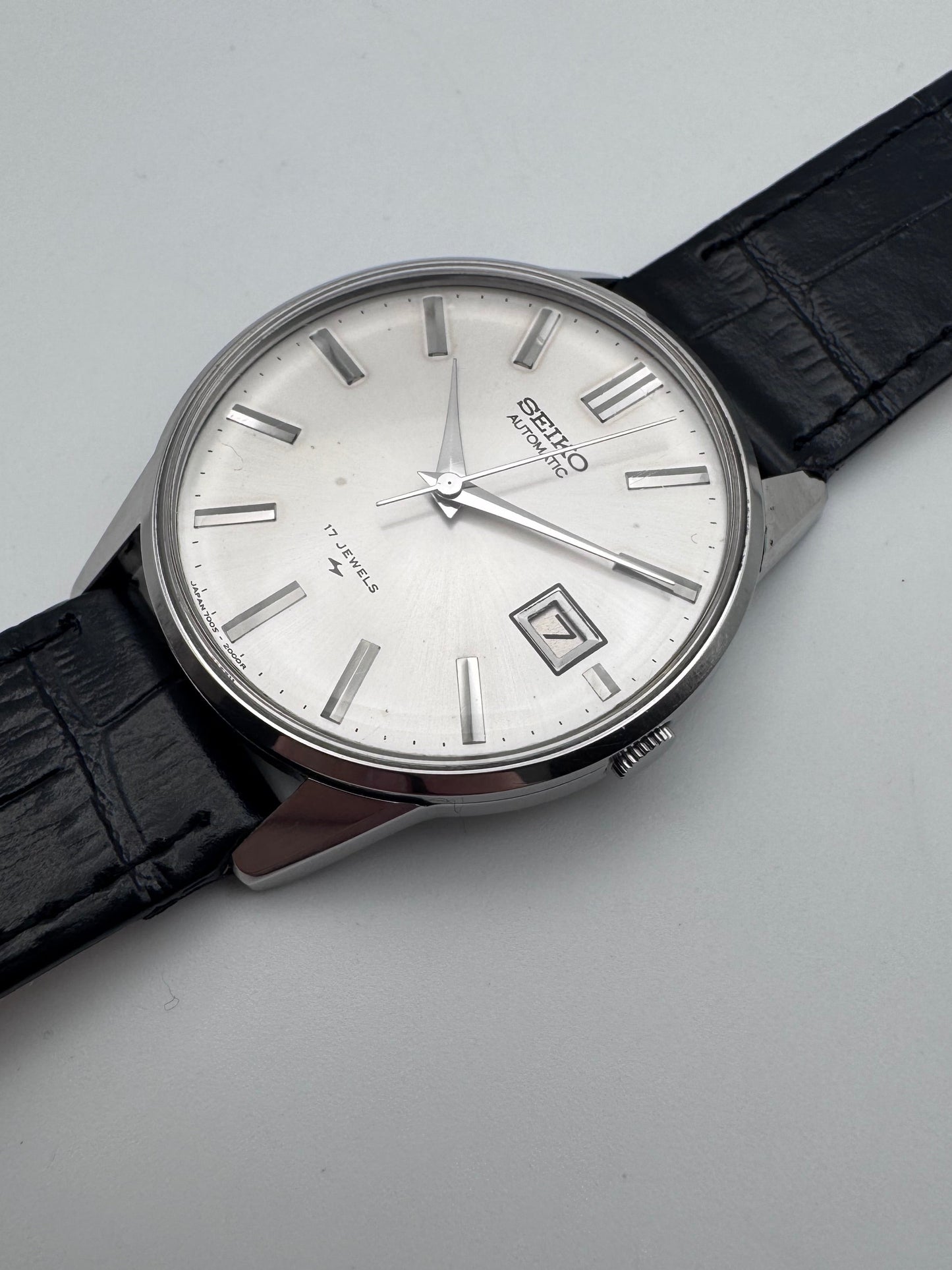 Seiko Automatic Date 17j 7005-2000- original box