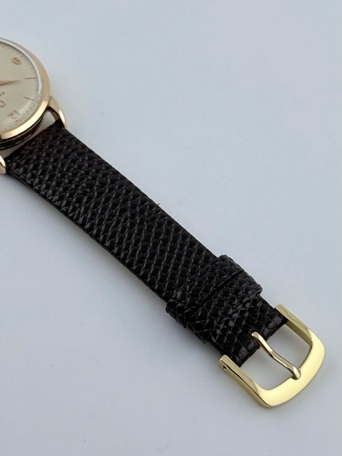 Omega 1952 Manual Wind - 2792 - 18ct Gold - Waffle Dial