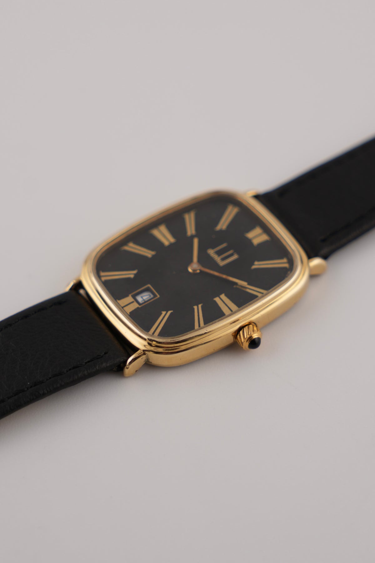Dunhill Quartz Tank Date Gent’s Dress Watch