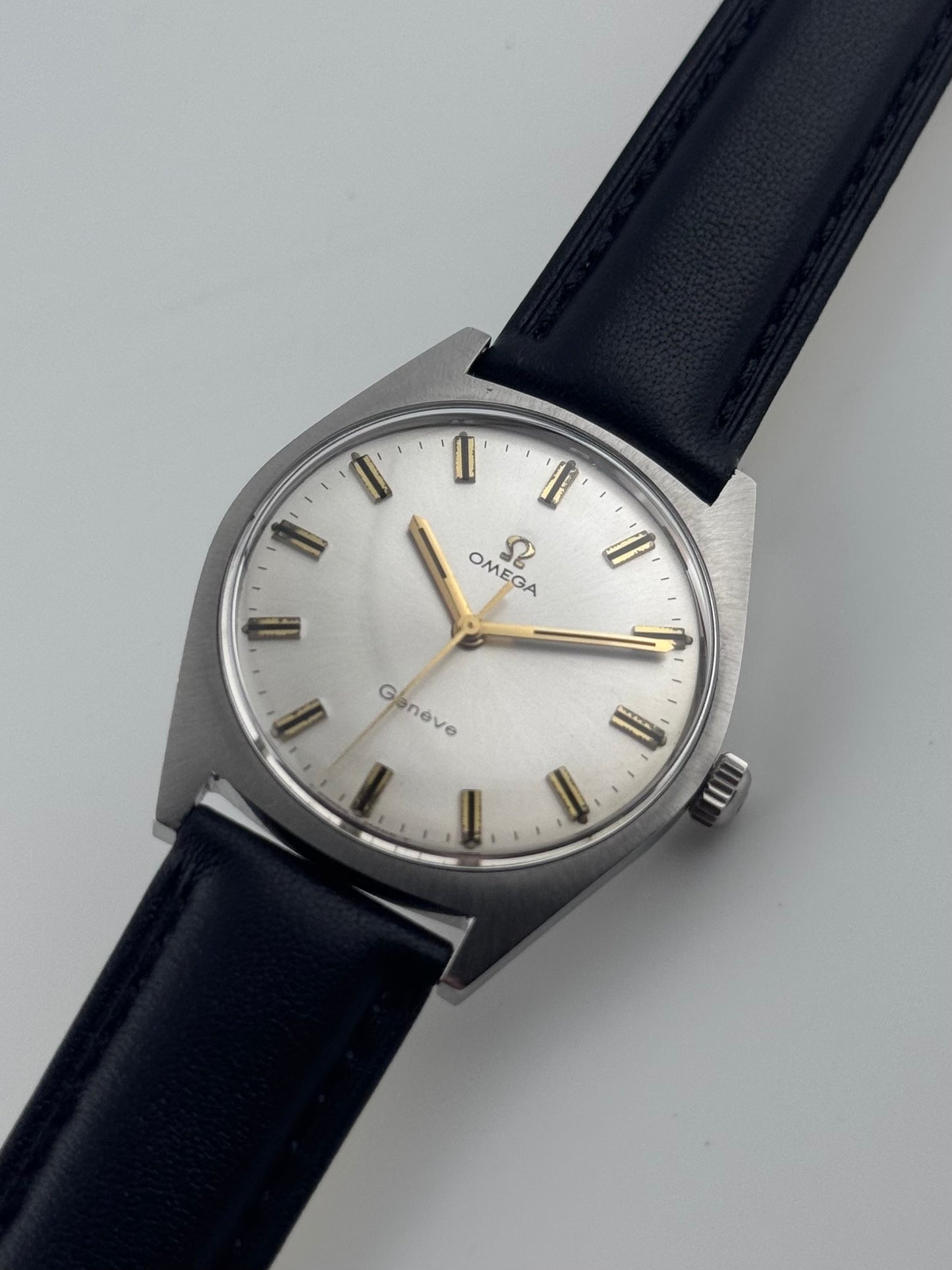 Omega Geneve Manual Wind 135.041