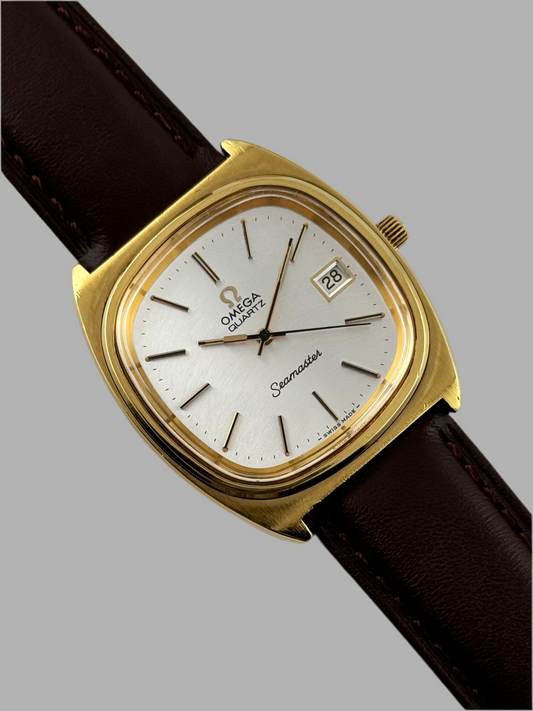 Omega Seamaster Quartz Date 196.0081 - Rare Arc-brushed silver Dial