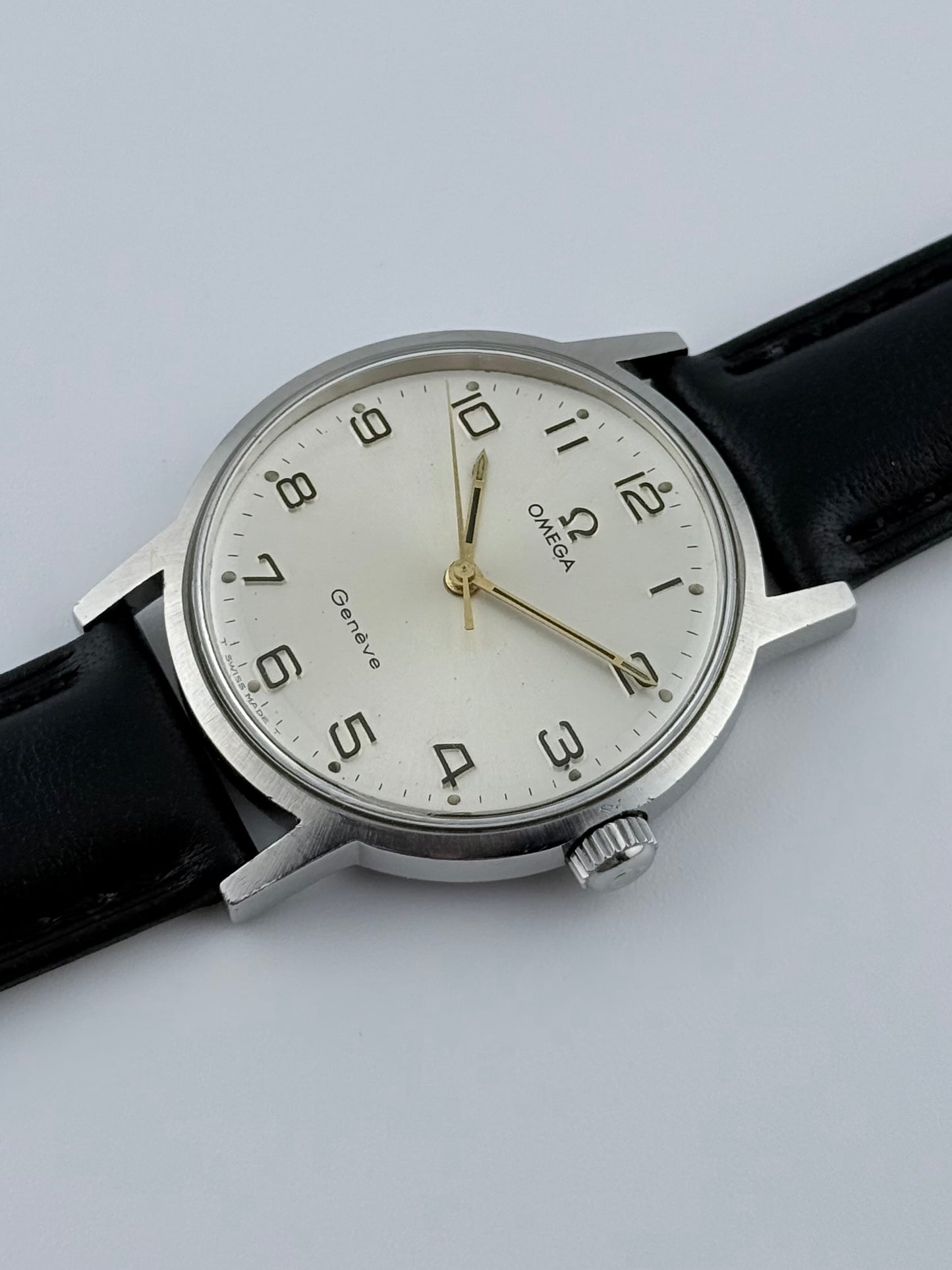 Omega Geneve Manual Wind 135.070 - Rare Arabic Dial