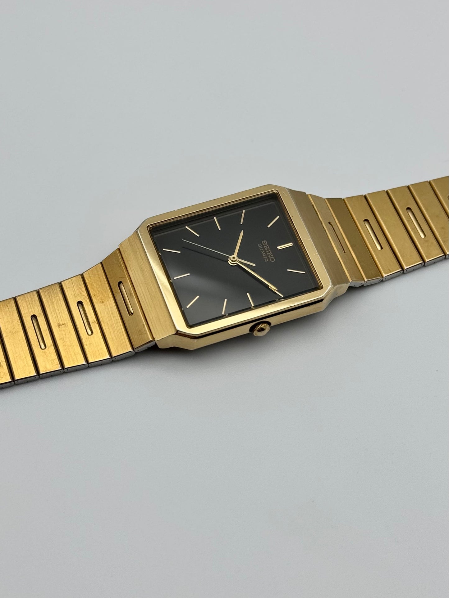 Seiko Tank Quartz 5P31-5A20