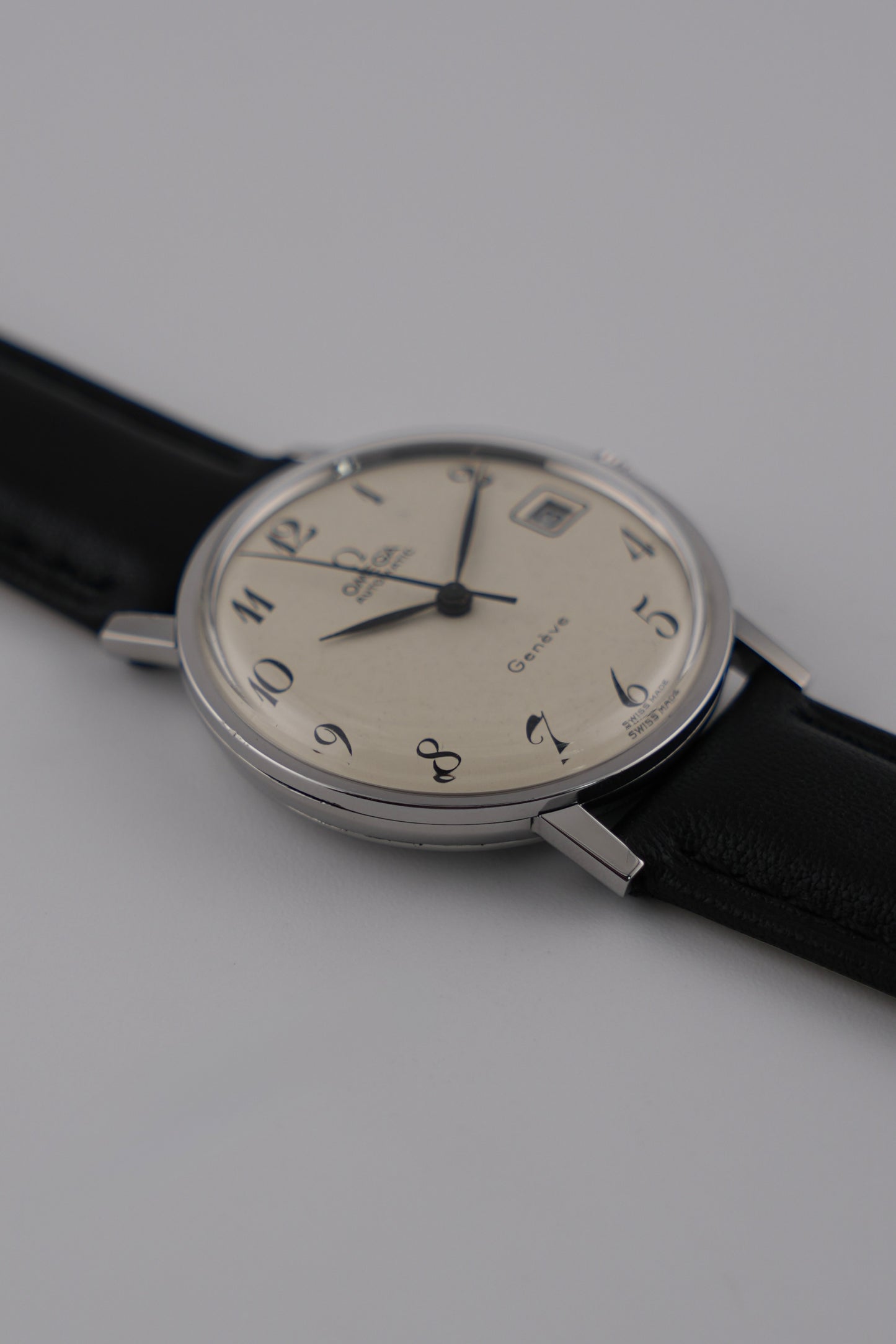 Omega Geneve Automatic Date - 162.009 - Rare Arabic Dial