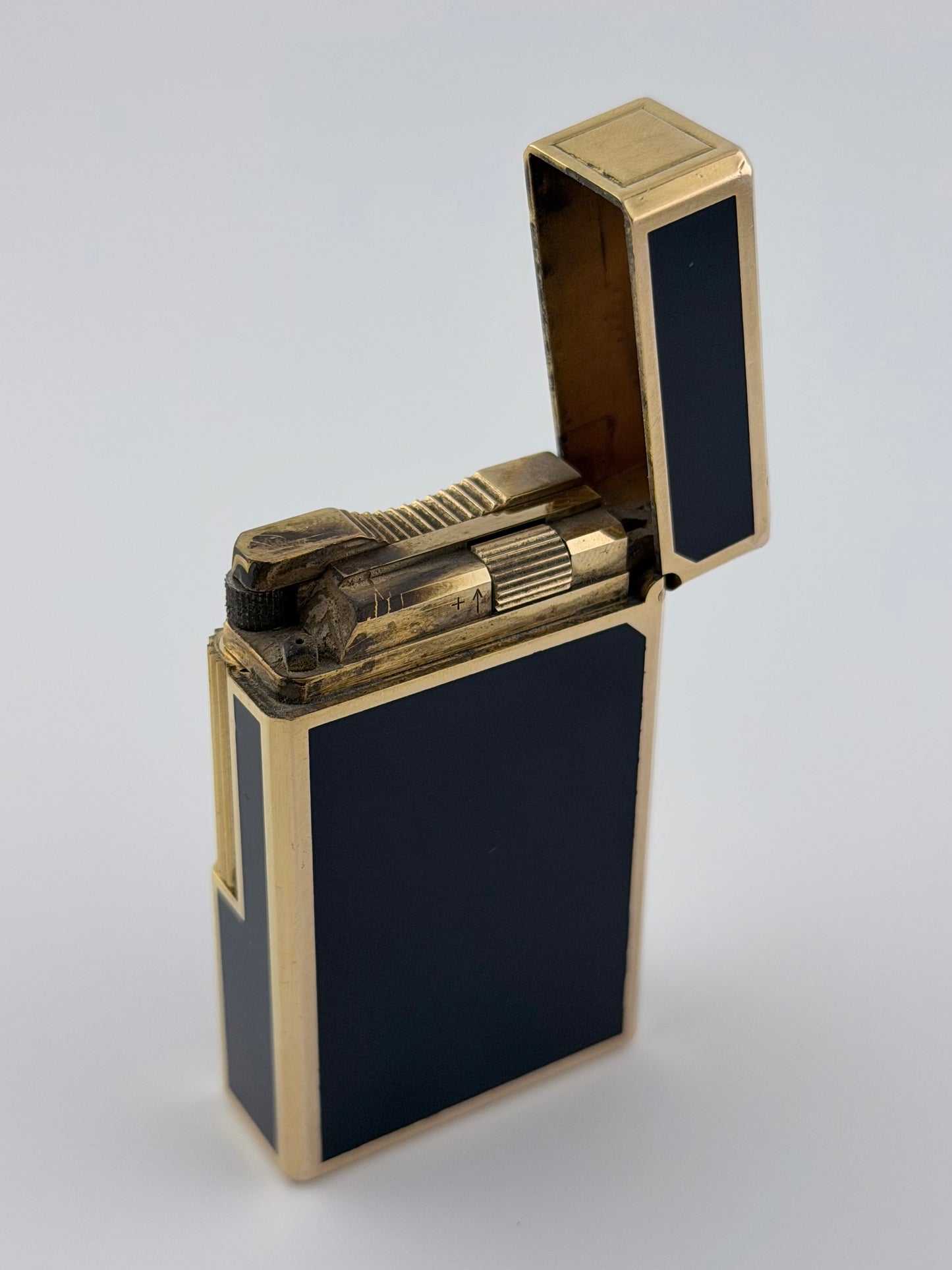 St Dupont Lacquer De Chine Lighter - Original Box