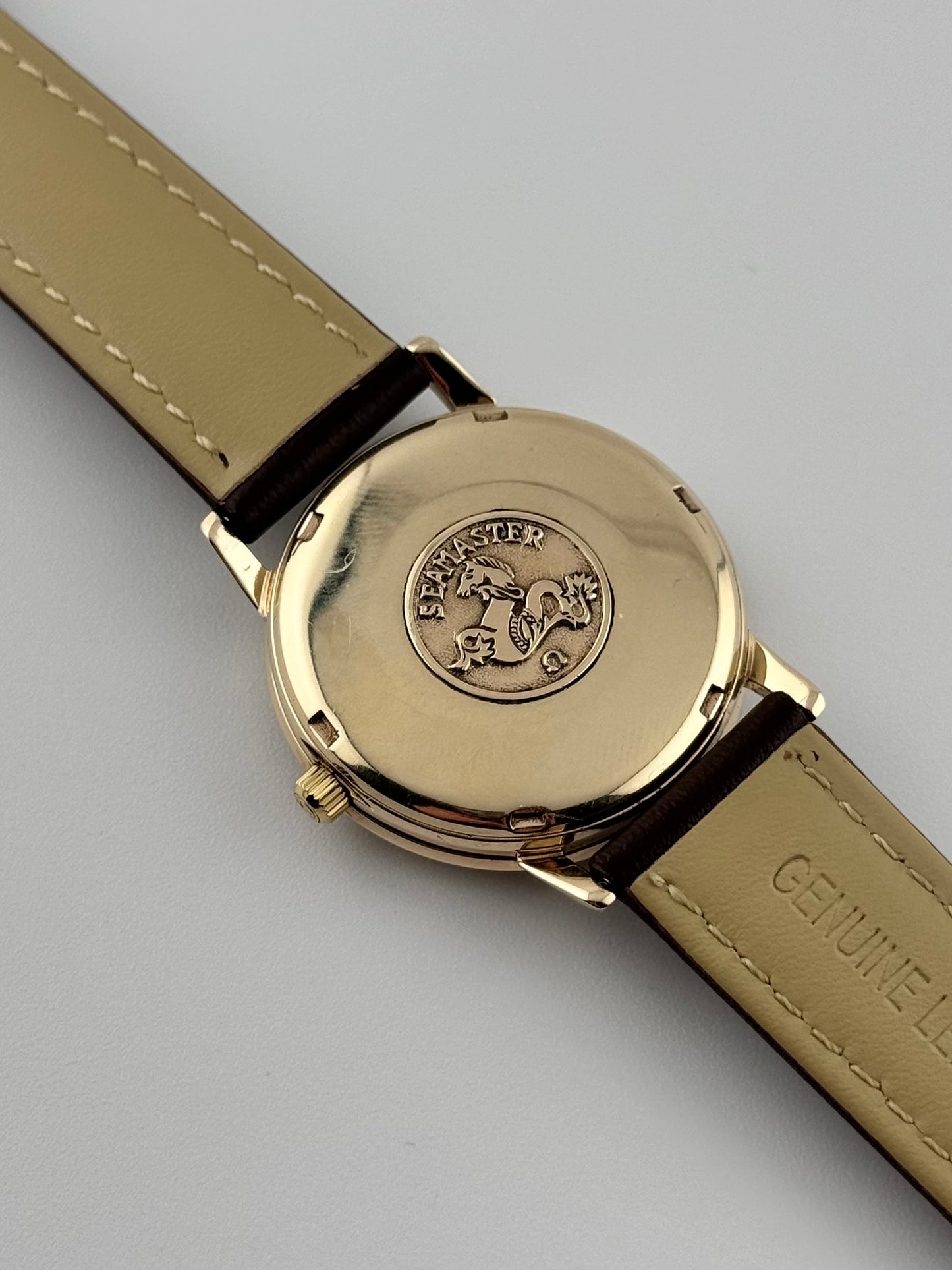 Omega Seamaster Automatic 9ct Yellow Gold - 165.003