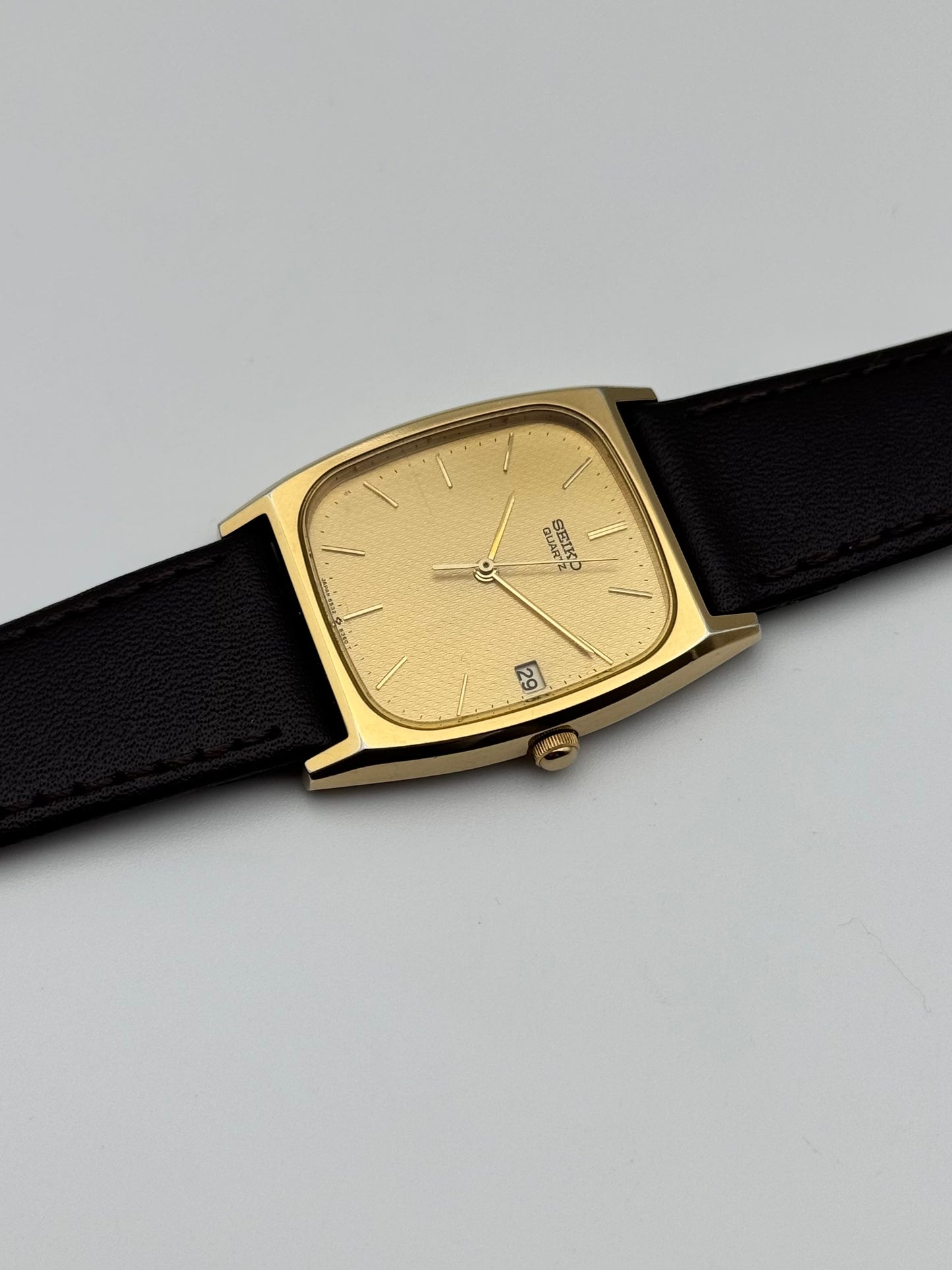 Seiko Tank Quartz 6352-5250