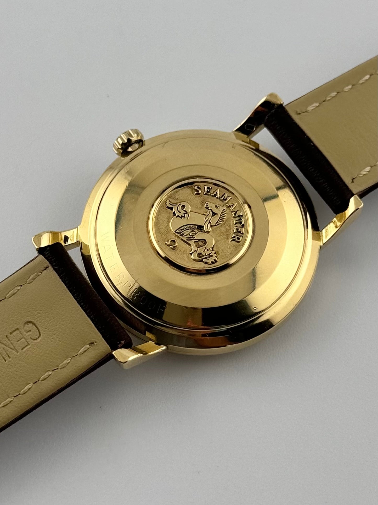 Omega Seamaster De Ville Automatic Linen Dial - 18ct Gold - 165025 SC-62