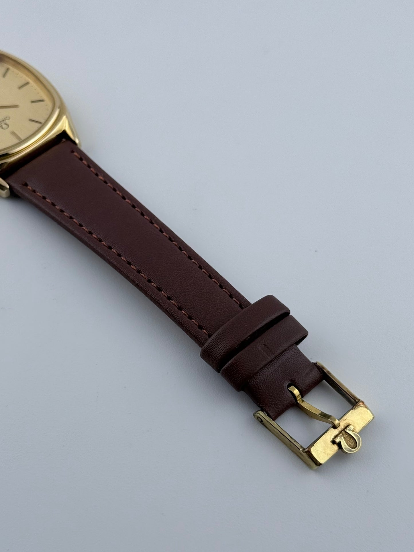 Omega De Ville Tank Quartz Date - 192.0050