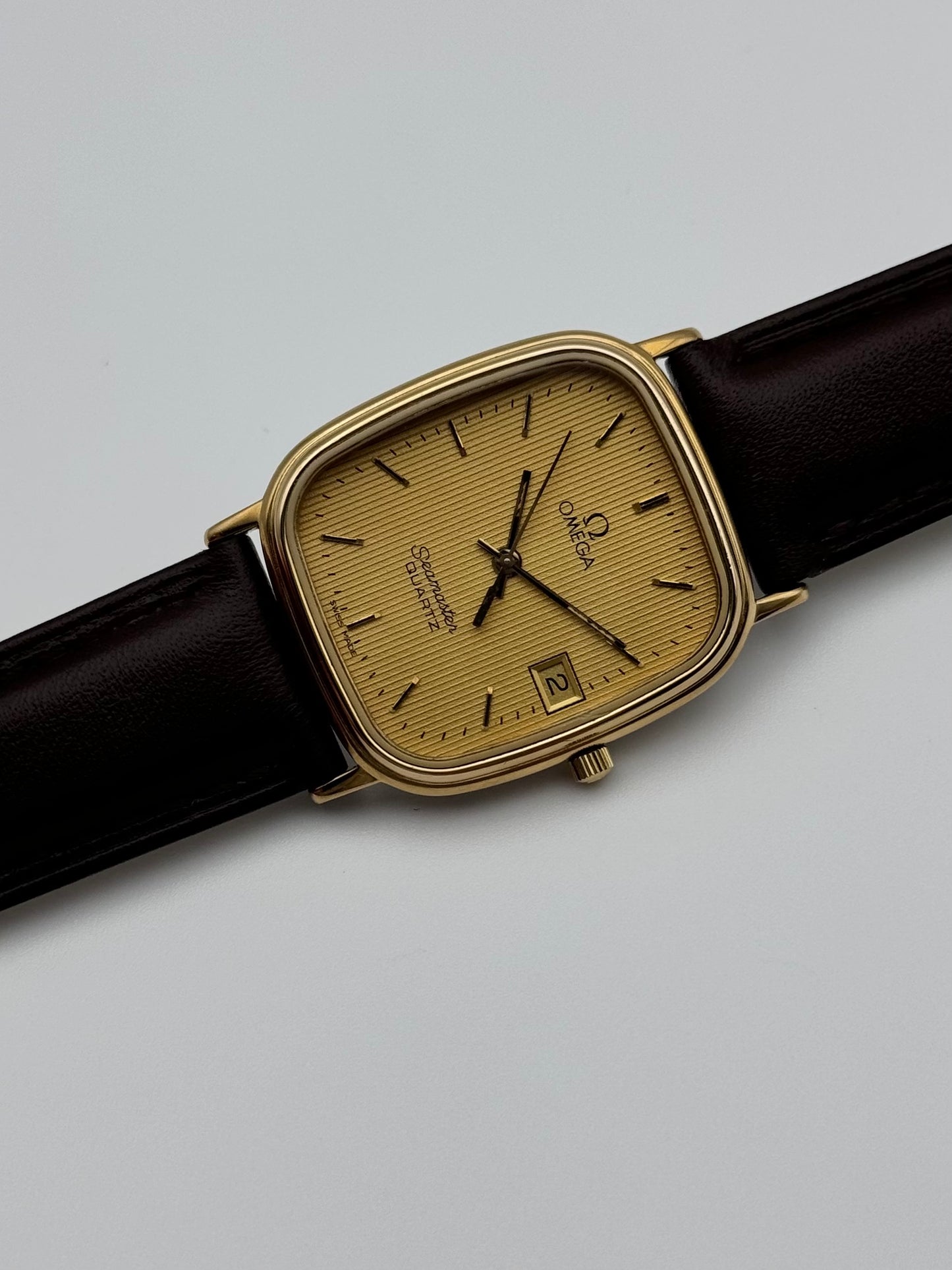 Omega Seamaster Tank Quartz Date 196.0267