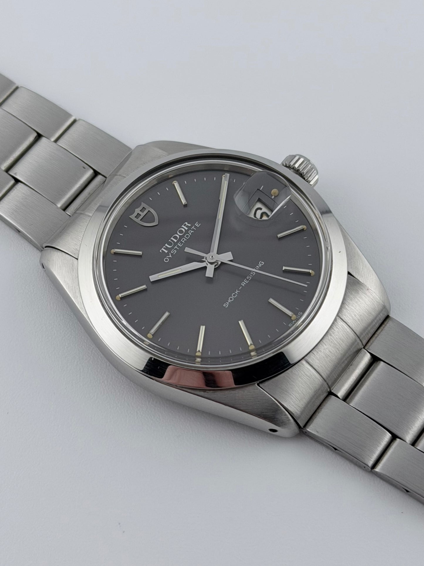 Tudor Oysterdate - Manual Wind - 90120 - Box and Papers!