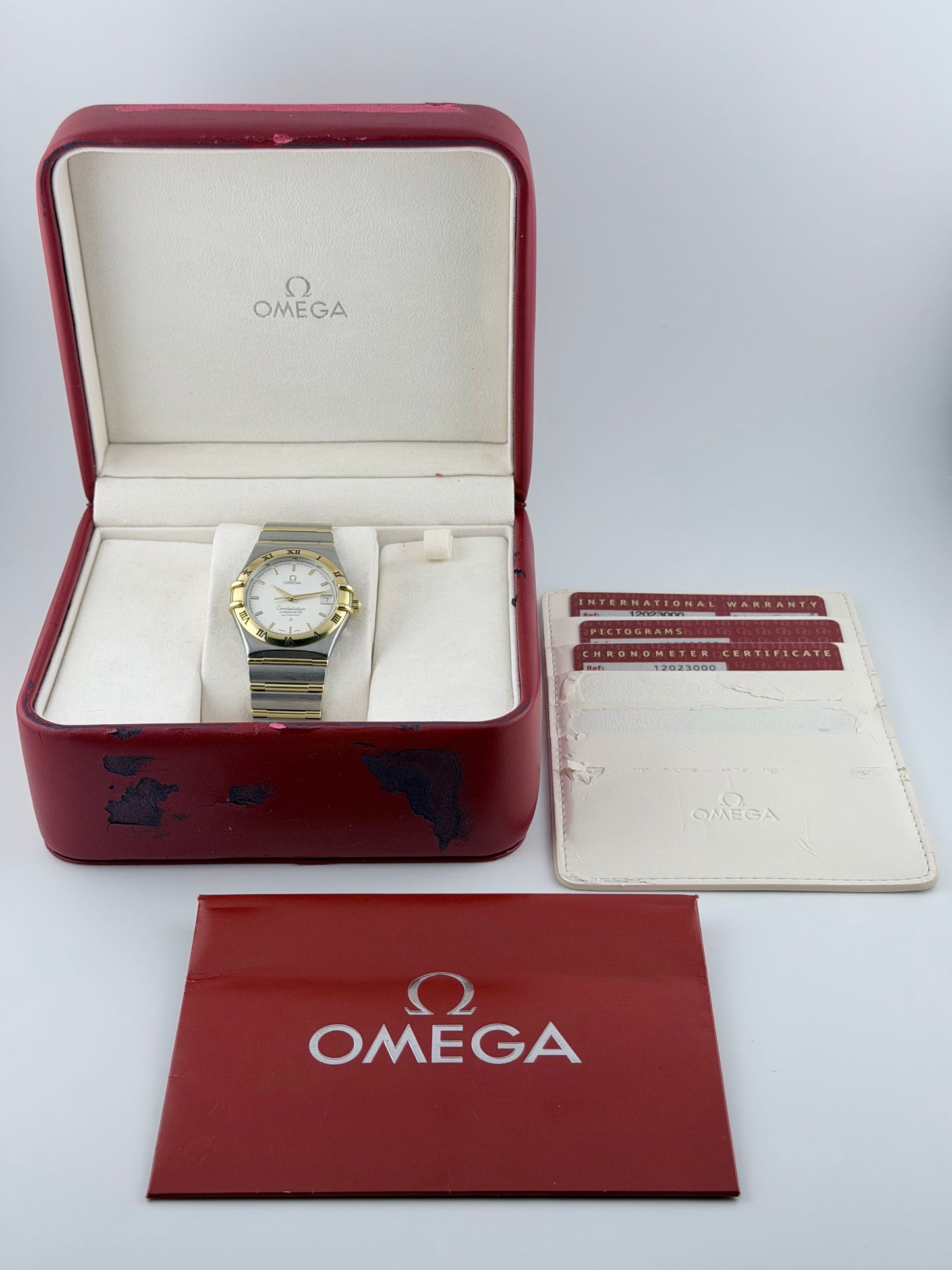 Omega Constellation Automatic Date 1202.30.00 - Box and Papers!