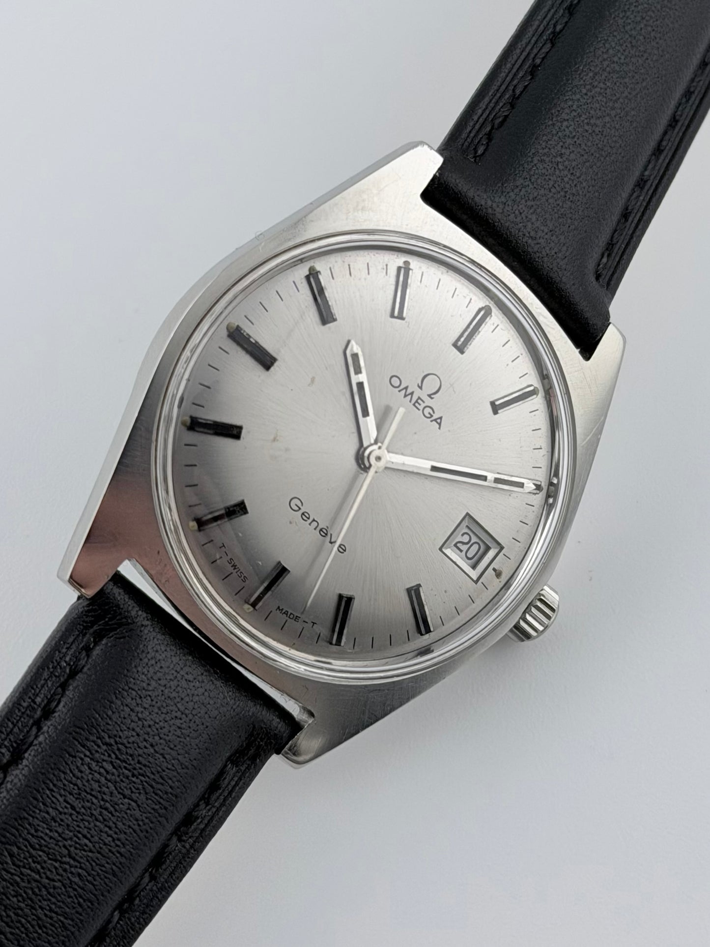 Omega Geneve Date Manual Wind 136.041