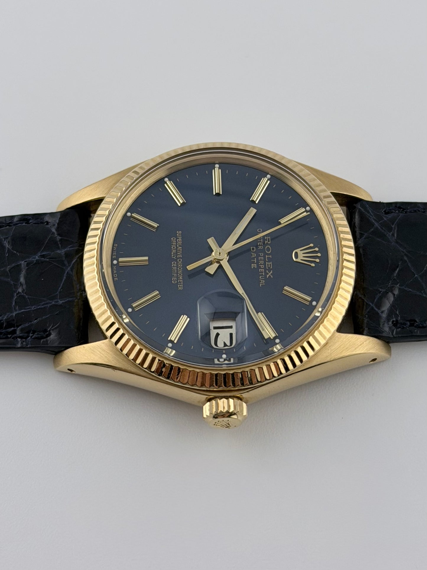 Rolex Oyster Perpetual Date Automatic - 1503 - Solid 18k Gold - Rare Blue Dial