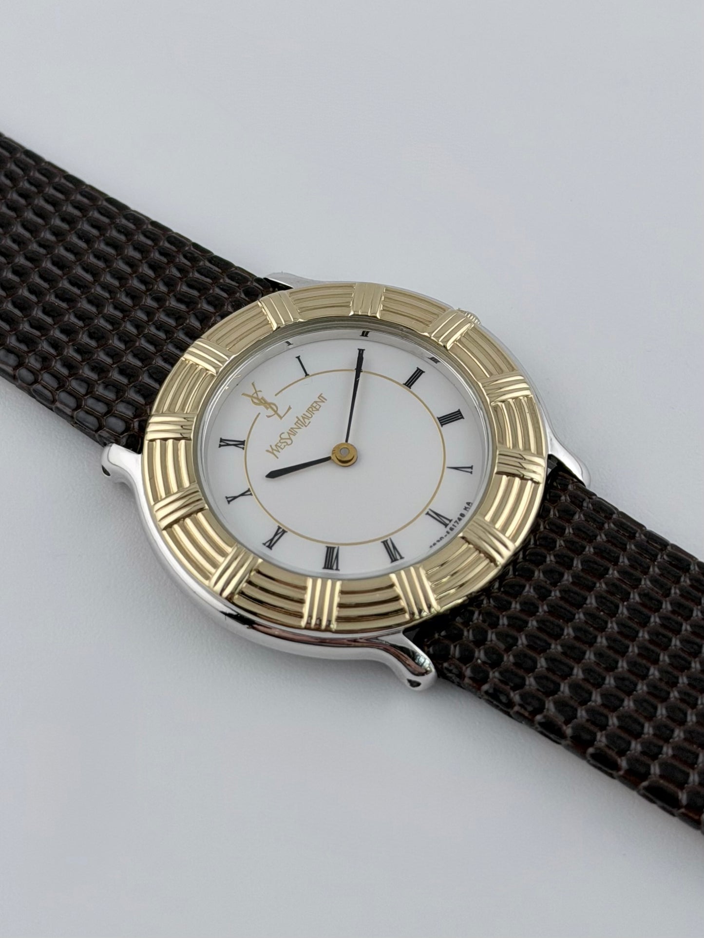 Yves Saint Laurent Quartz -JDM - Box & Papers - Near-New - Unisex/Ladies