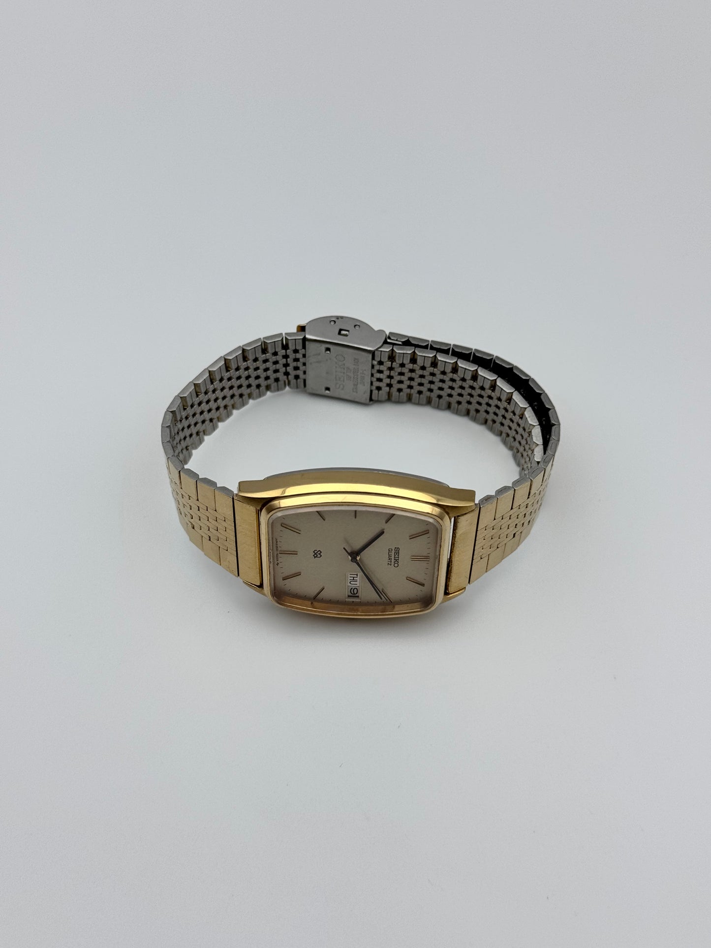 Seiko Tank Quartz 2633-5020