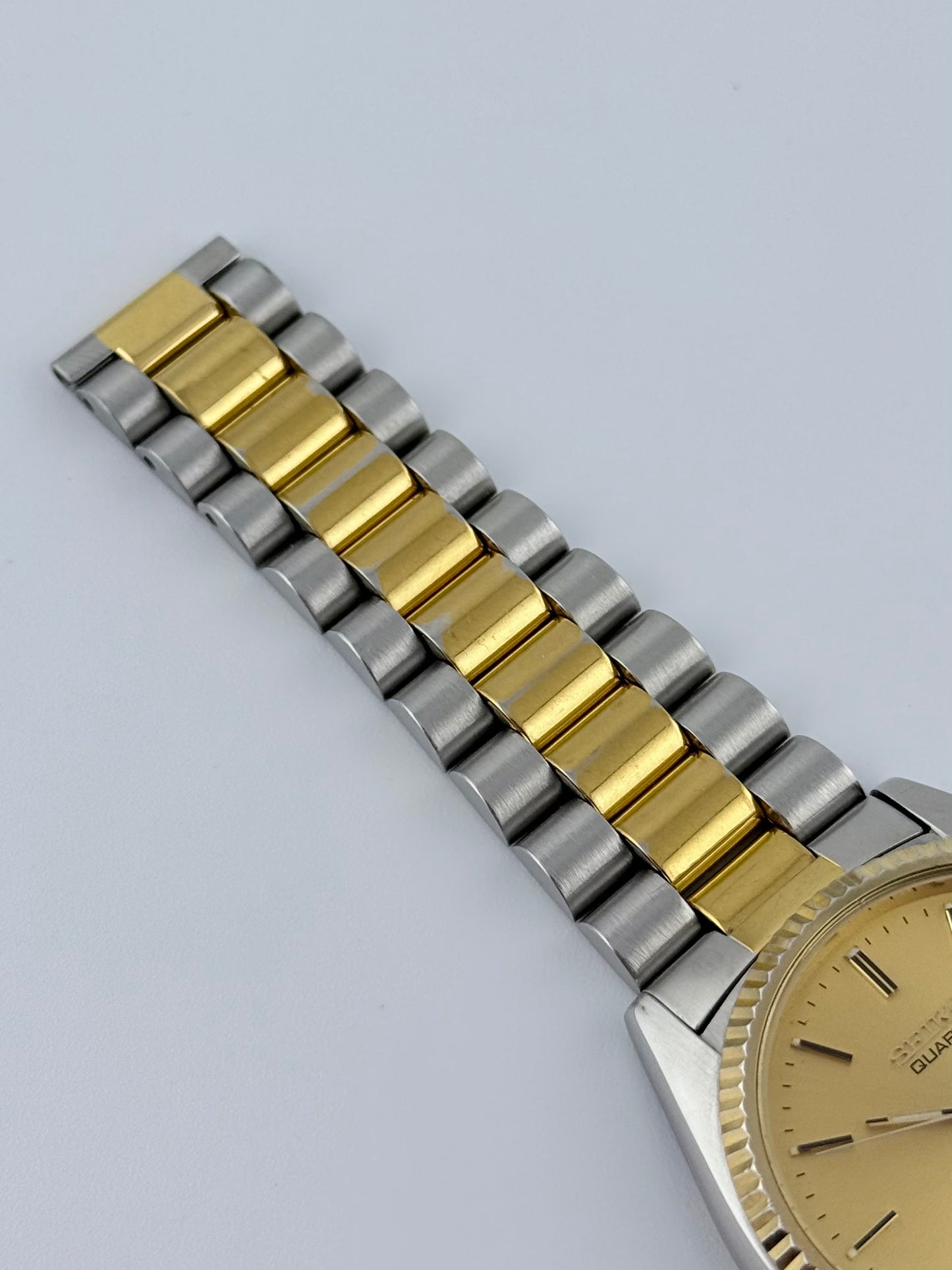 Seiko SQ Quartz Day-Date 5Y23-8A60