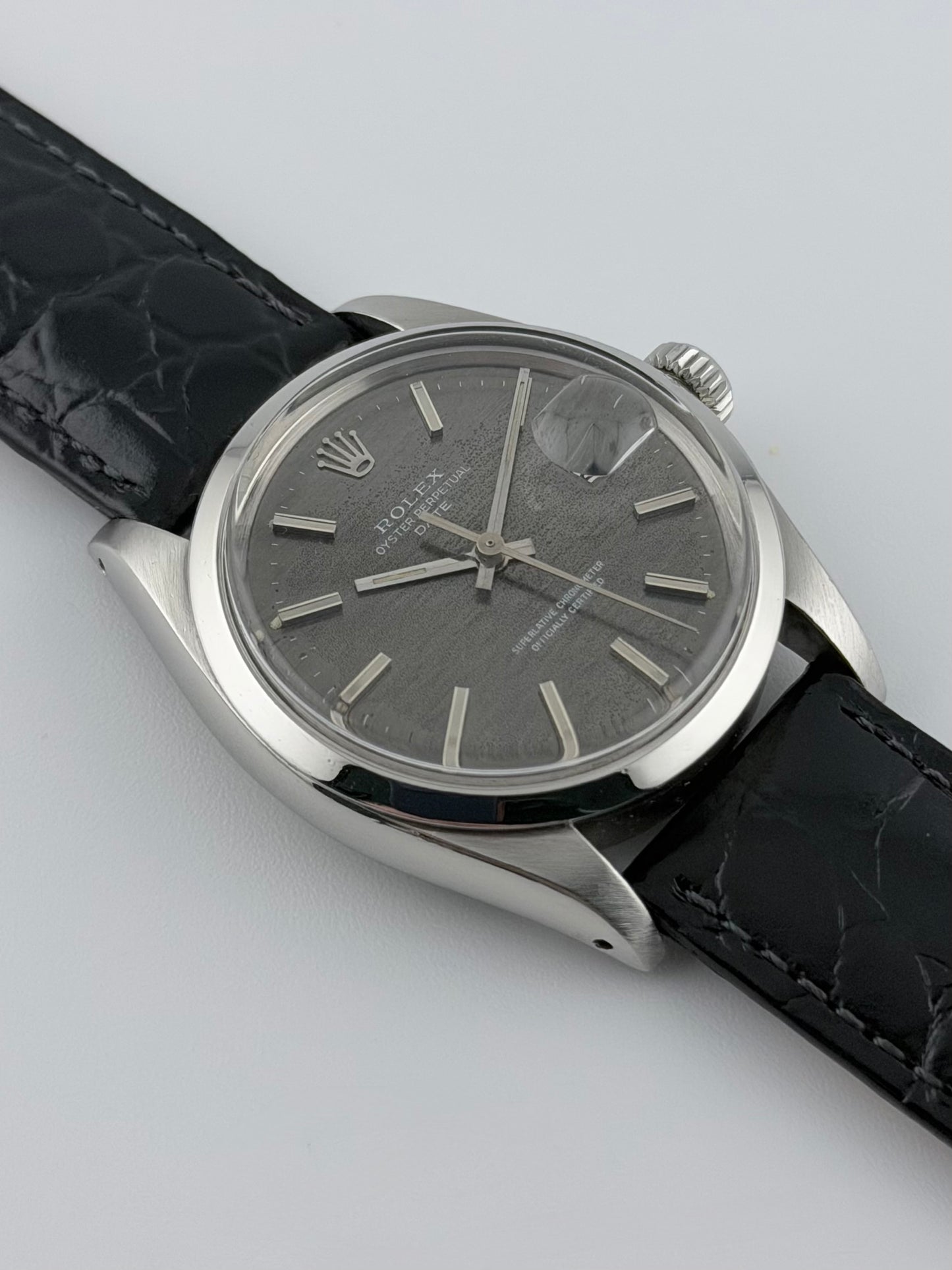 Rolex Oyster Perpetual Date Automatic - 1500 - Rare Shantung Dial