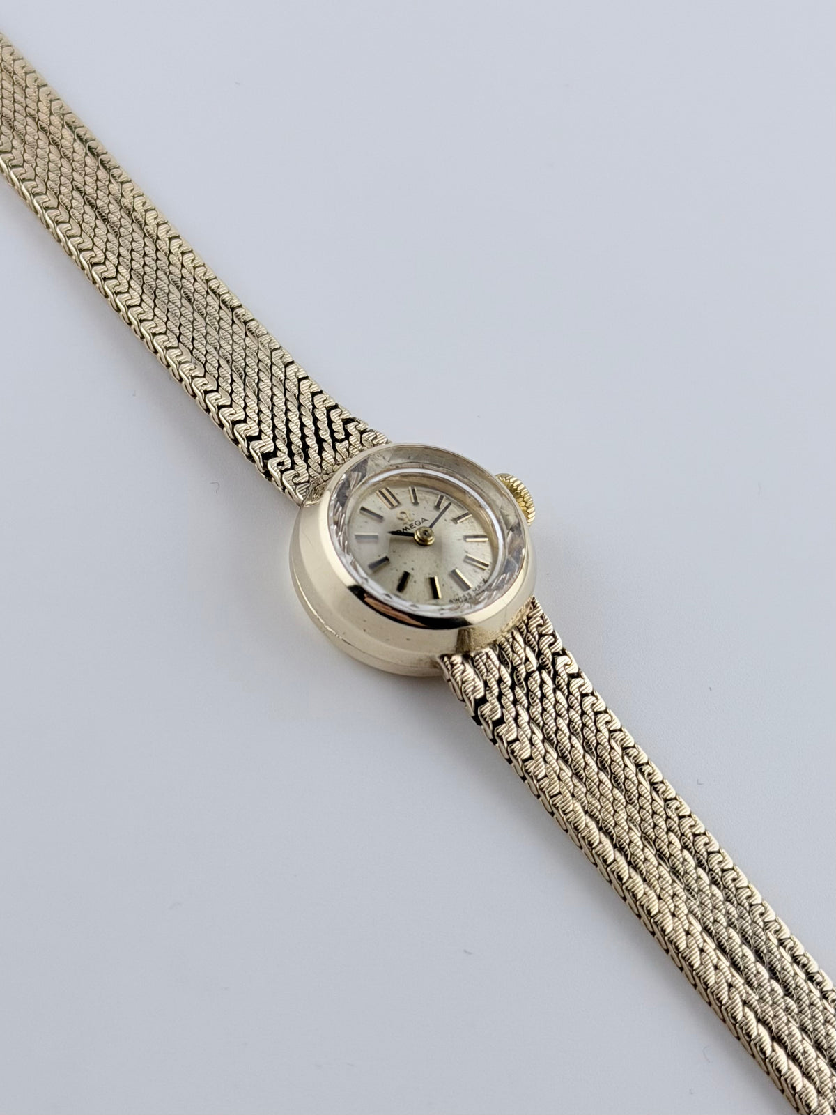 Omega 1964 Cocktail Watch 9ct Manual Wind - Ladies - with Box