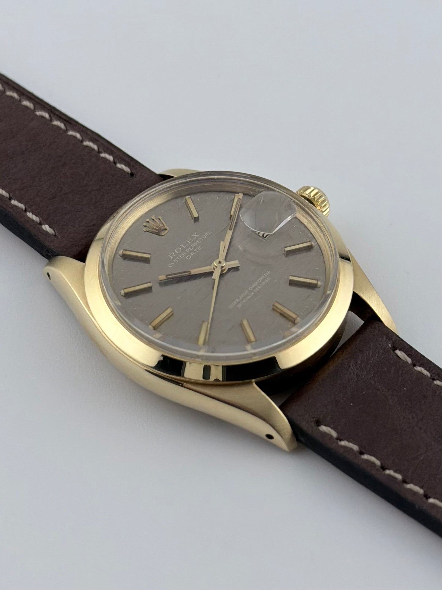 Rolex Oyster Perpetual Date Automatic - 1500 - 14k Gold - Rare Shantung Dial