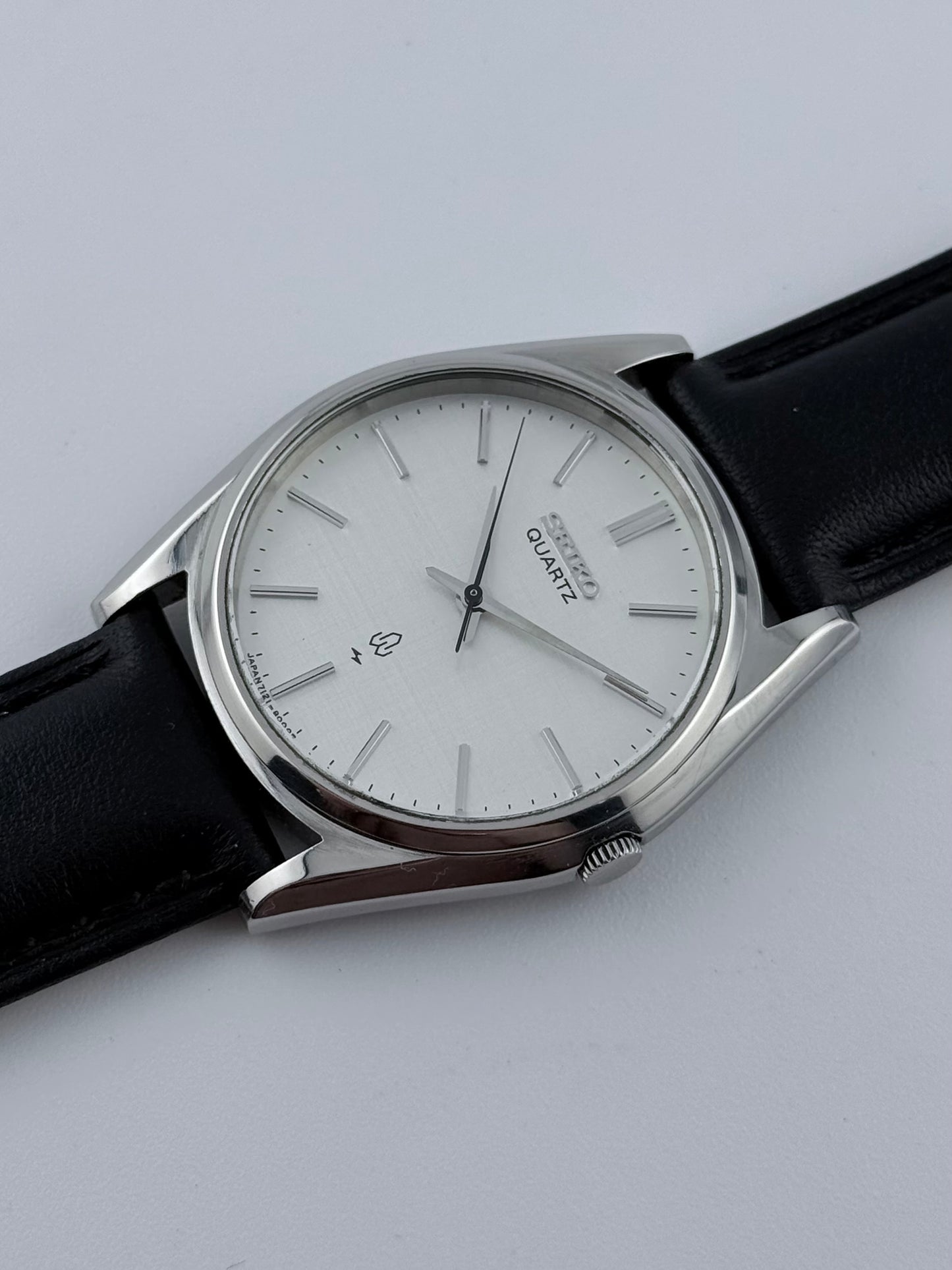 Seiko Quartz 7121-8000 - Linen Dial