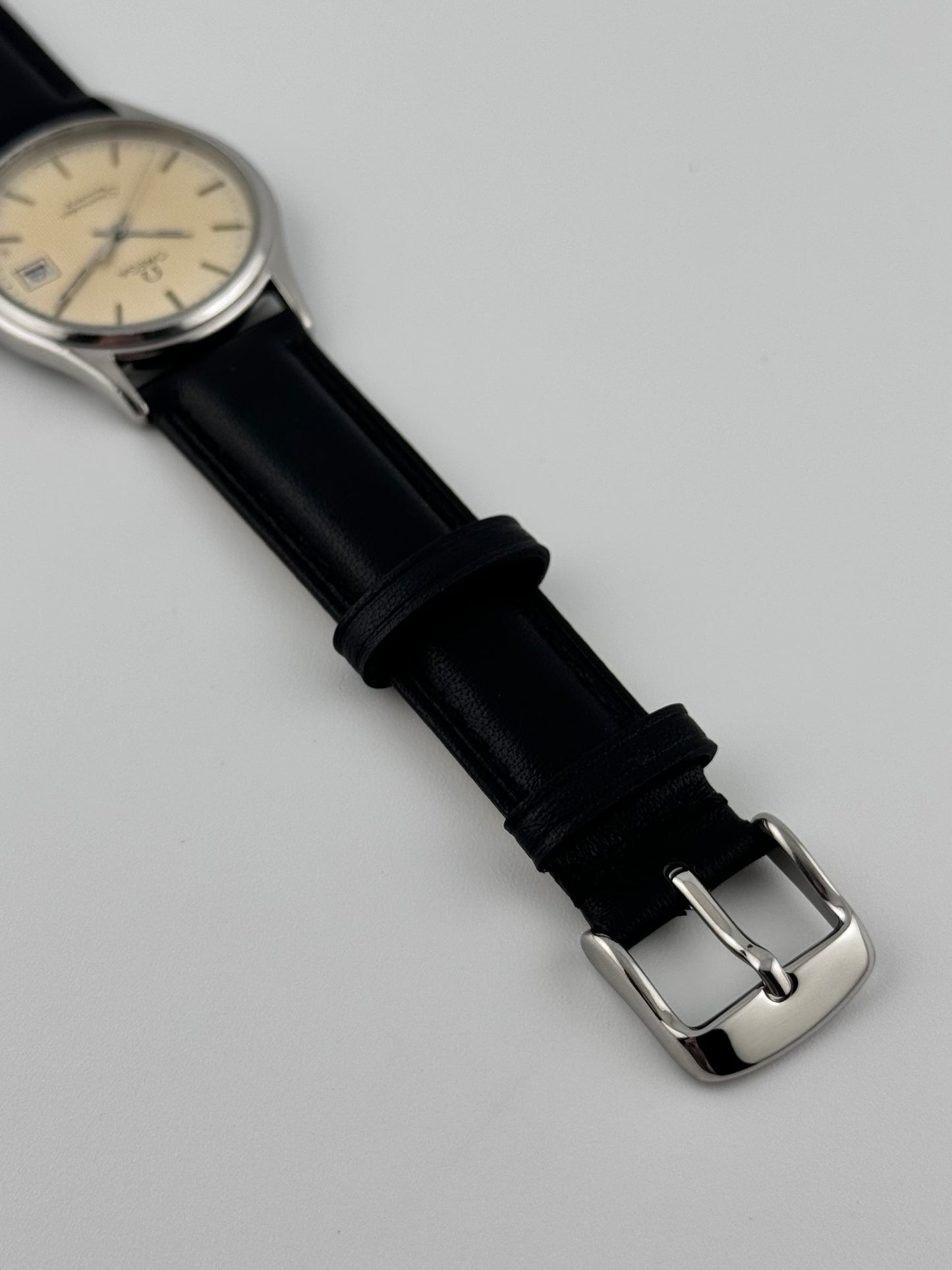 Omega Seamaster Quartz 196.0259 Date - Waffle Dial