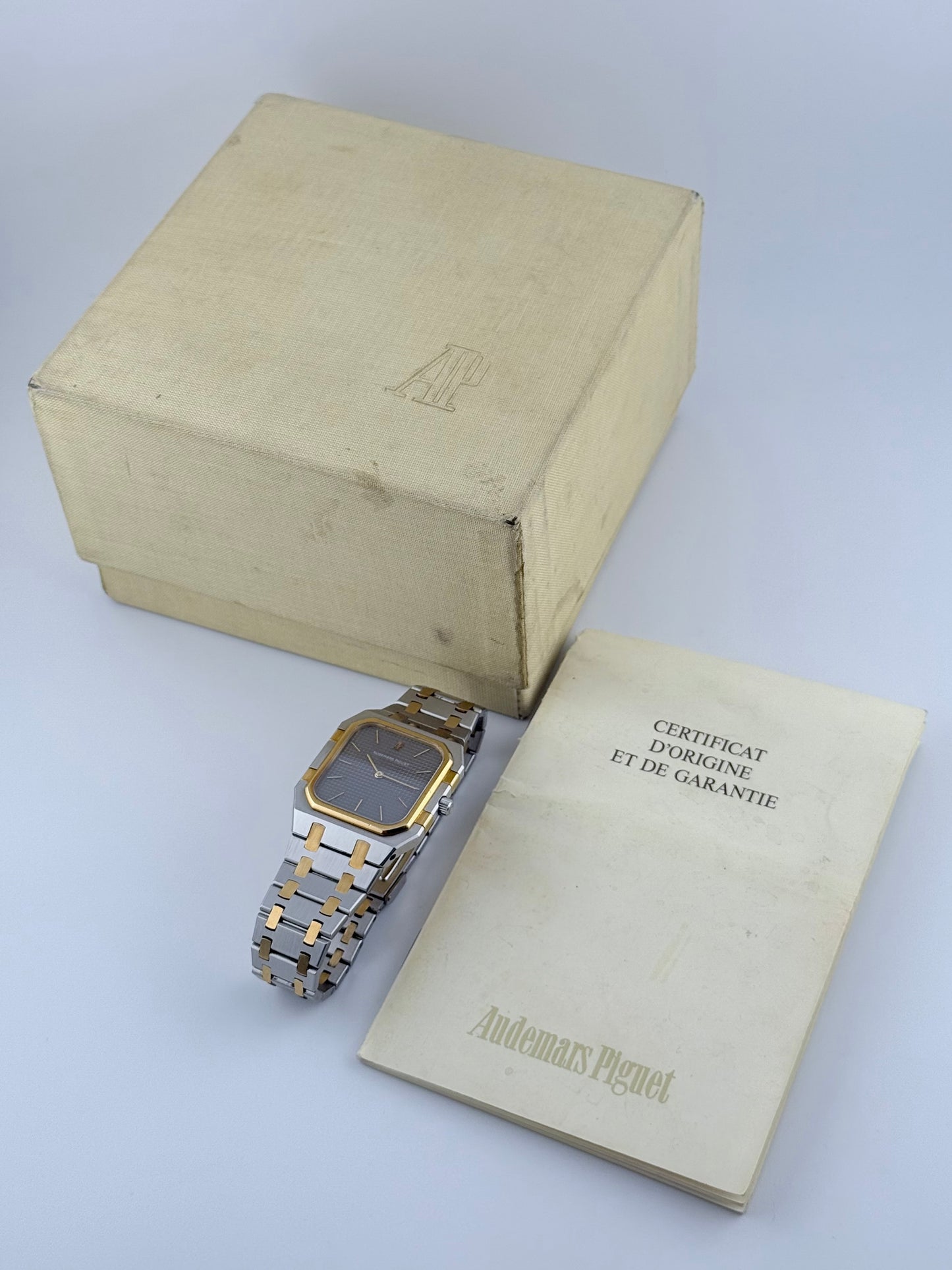 Audemars Piguet Royal Oak Jumbo - 56005 SA - Box and Papers