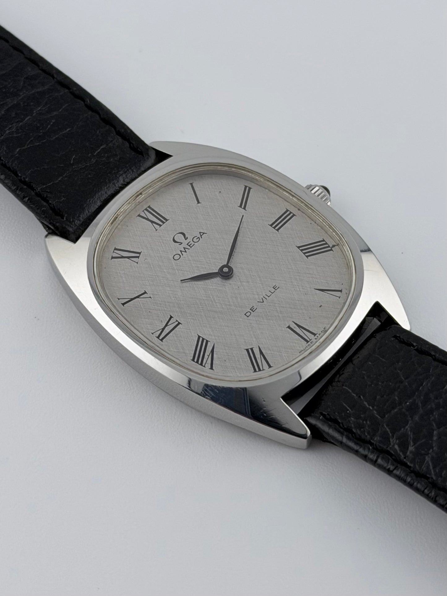 Omega DeVille Manual Wind - 111.0131 - Rare Linen Dial