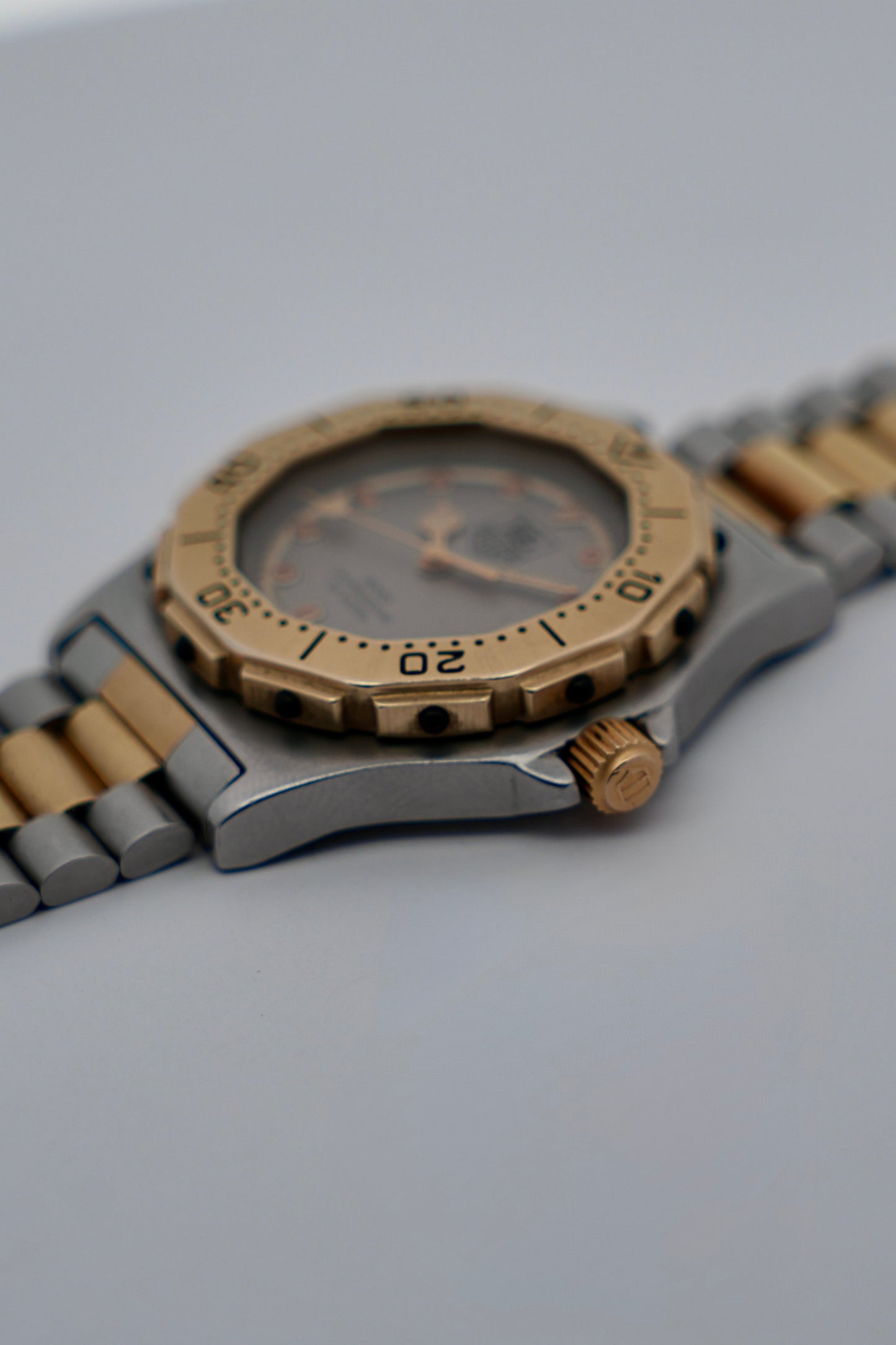 TAG Heuer Professional 3000 Quartz Date - 934.213 - Two-tone