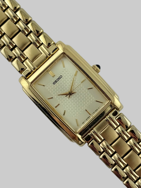 Seiko Tank Quartz - V701-5E49