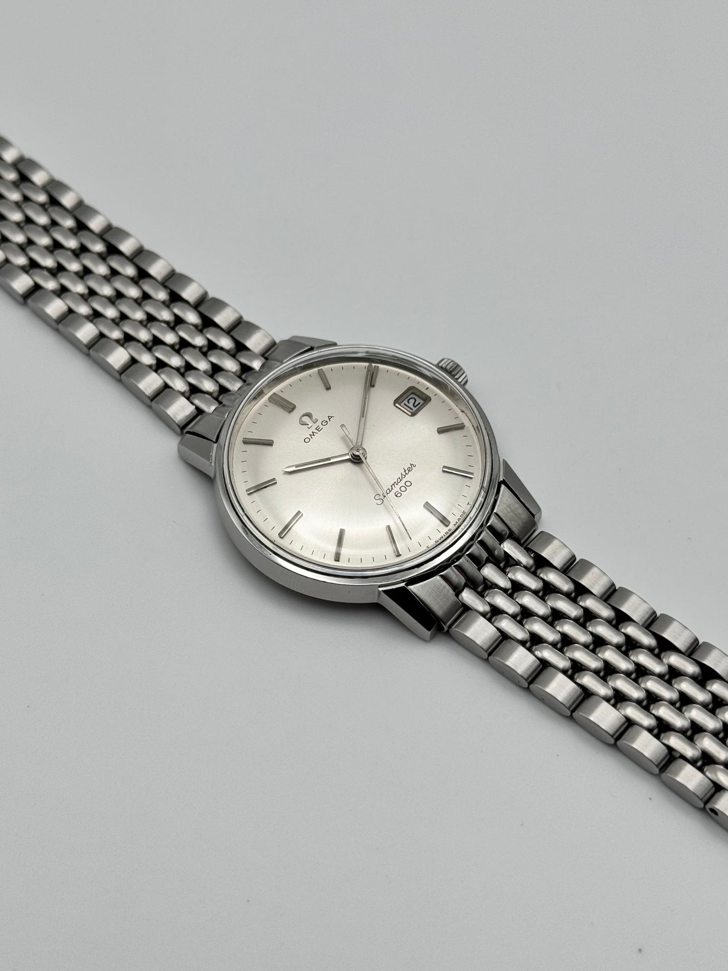 Omega Seamaster 600 Manual Wind 135.011