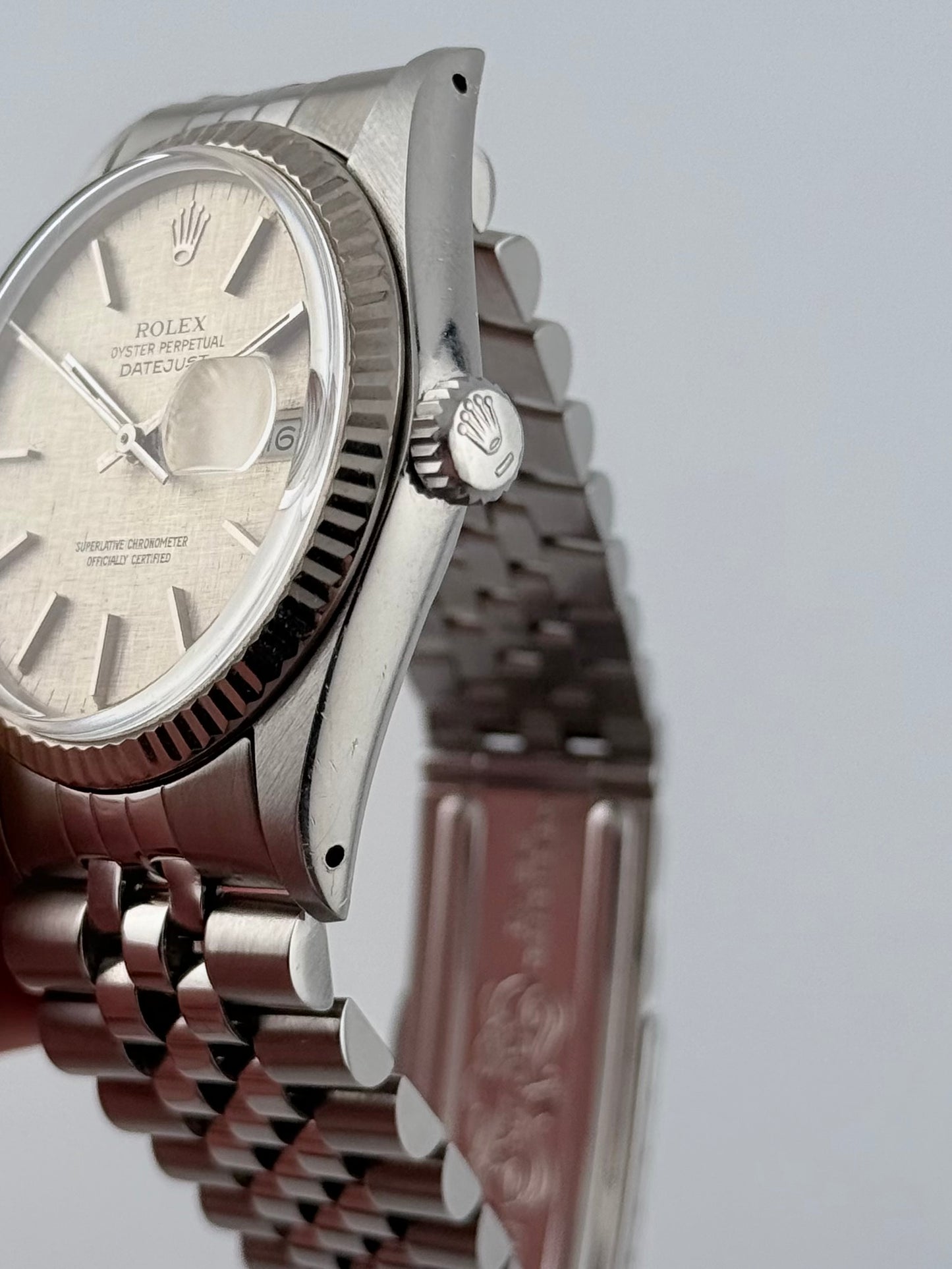 Rolex Datejust Oyster Perpetual - 16014 - White Gold Bezel - Linen Dial