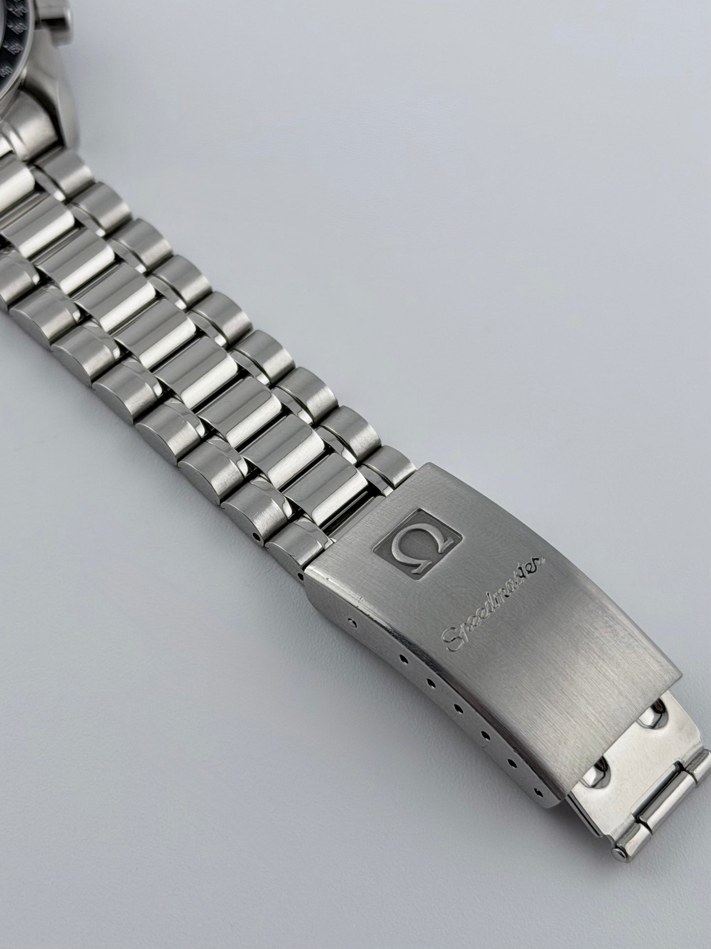 Omega Speedmaster Automatic Chronograph Reduced - 175.0032.1