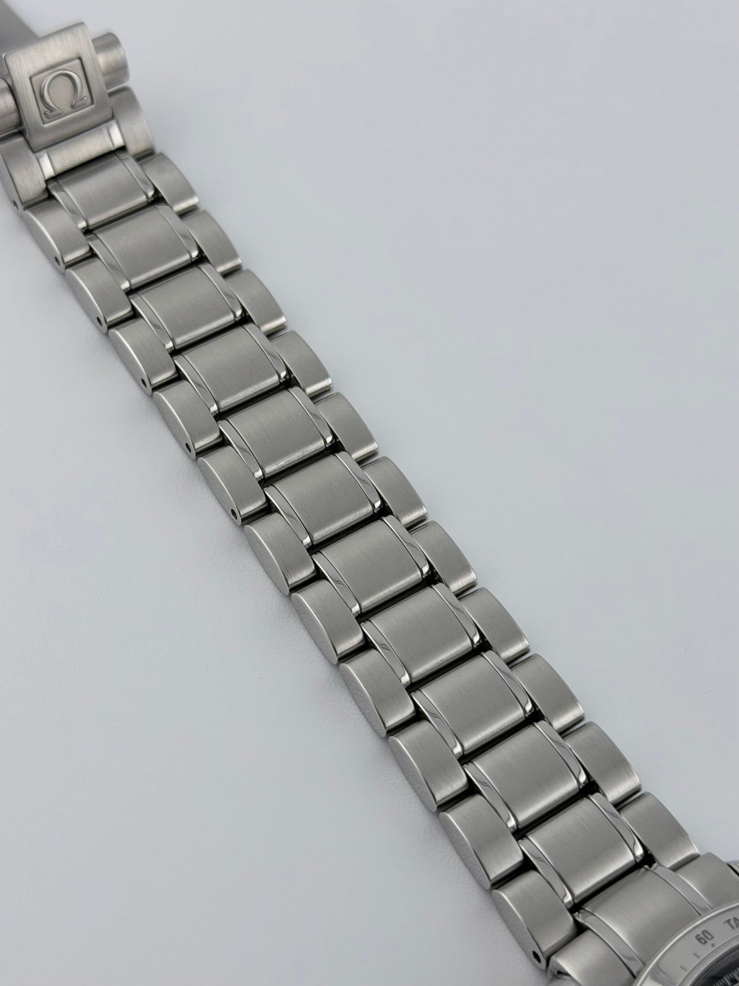 Speedmaster Automatic Date - 175.0083 - Near Mint - Box and Papers