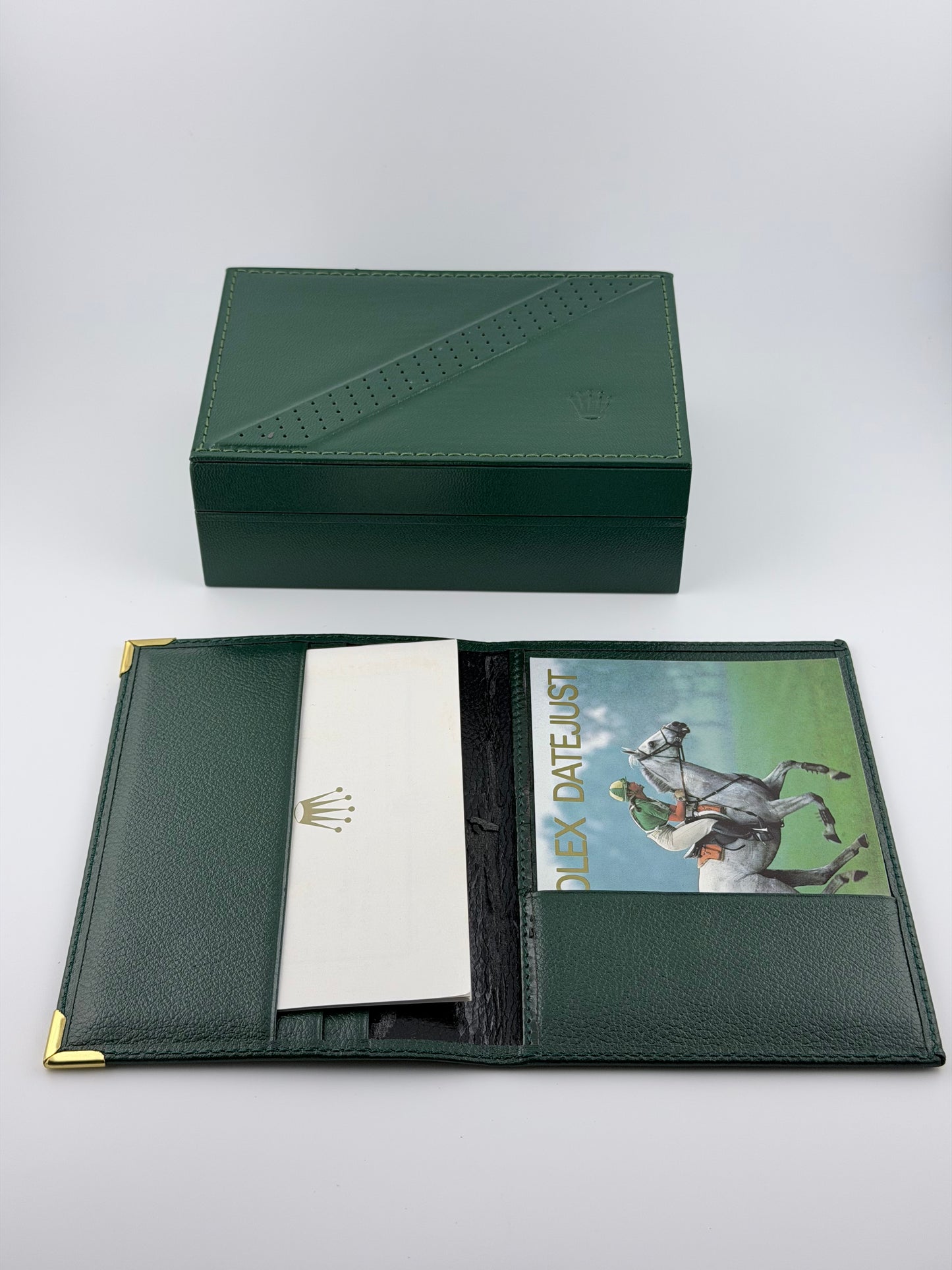 Rolex Datejust Oyster Perpetual - 16220 - Roman Numeral Dial - Original Box and Booklets