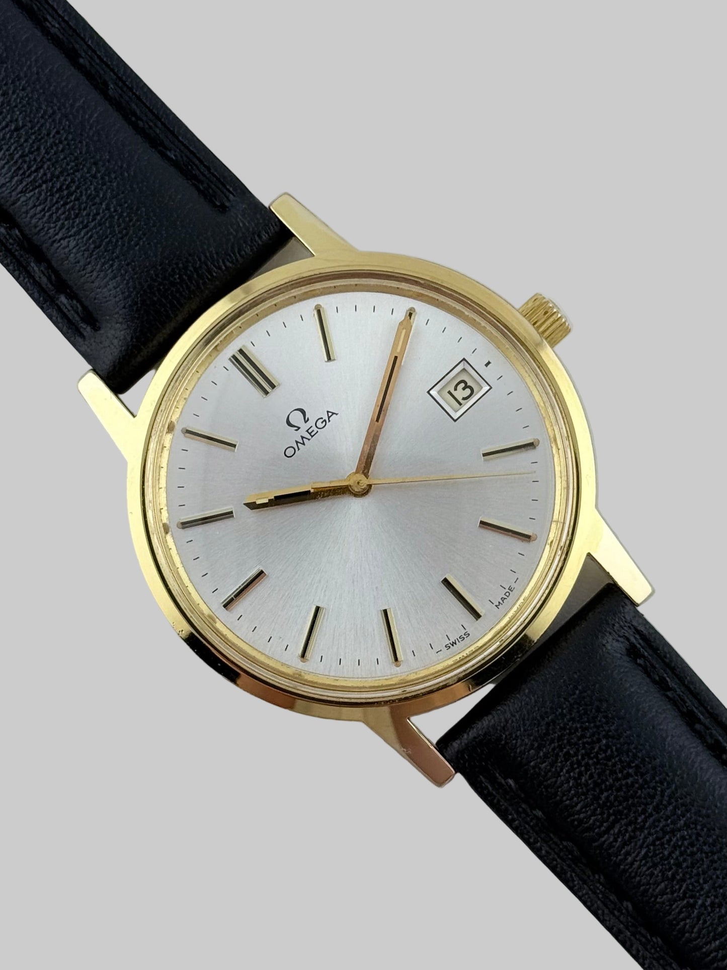 Omega Geneve Date Manual Wind 136.0104 - Box and Papers