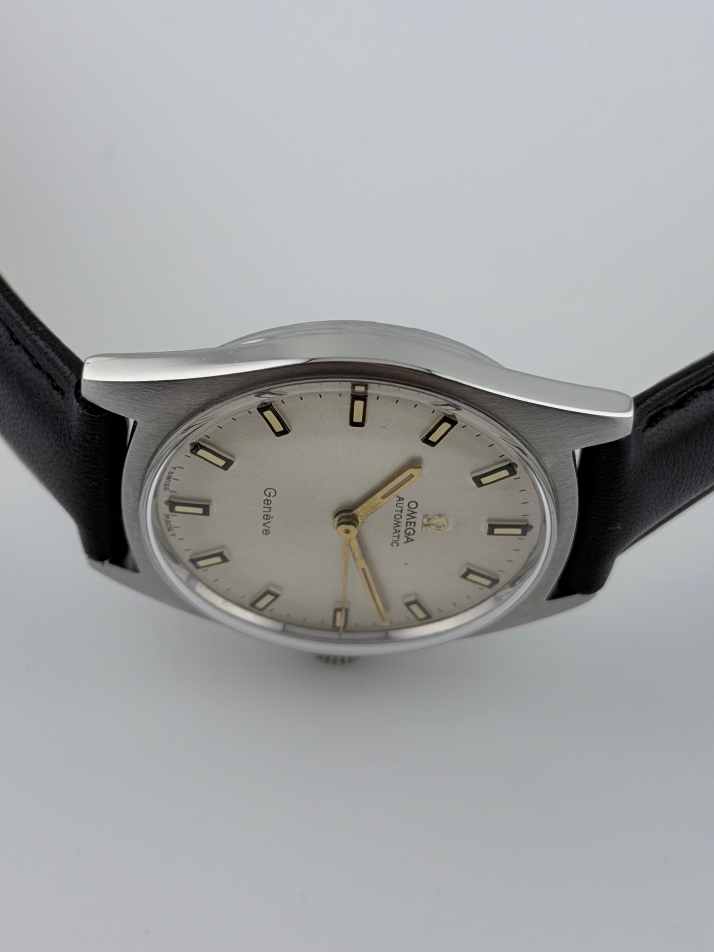 Omega Geneve Automatic 166.041 - Sunburst Dial