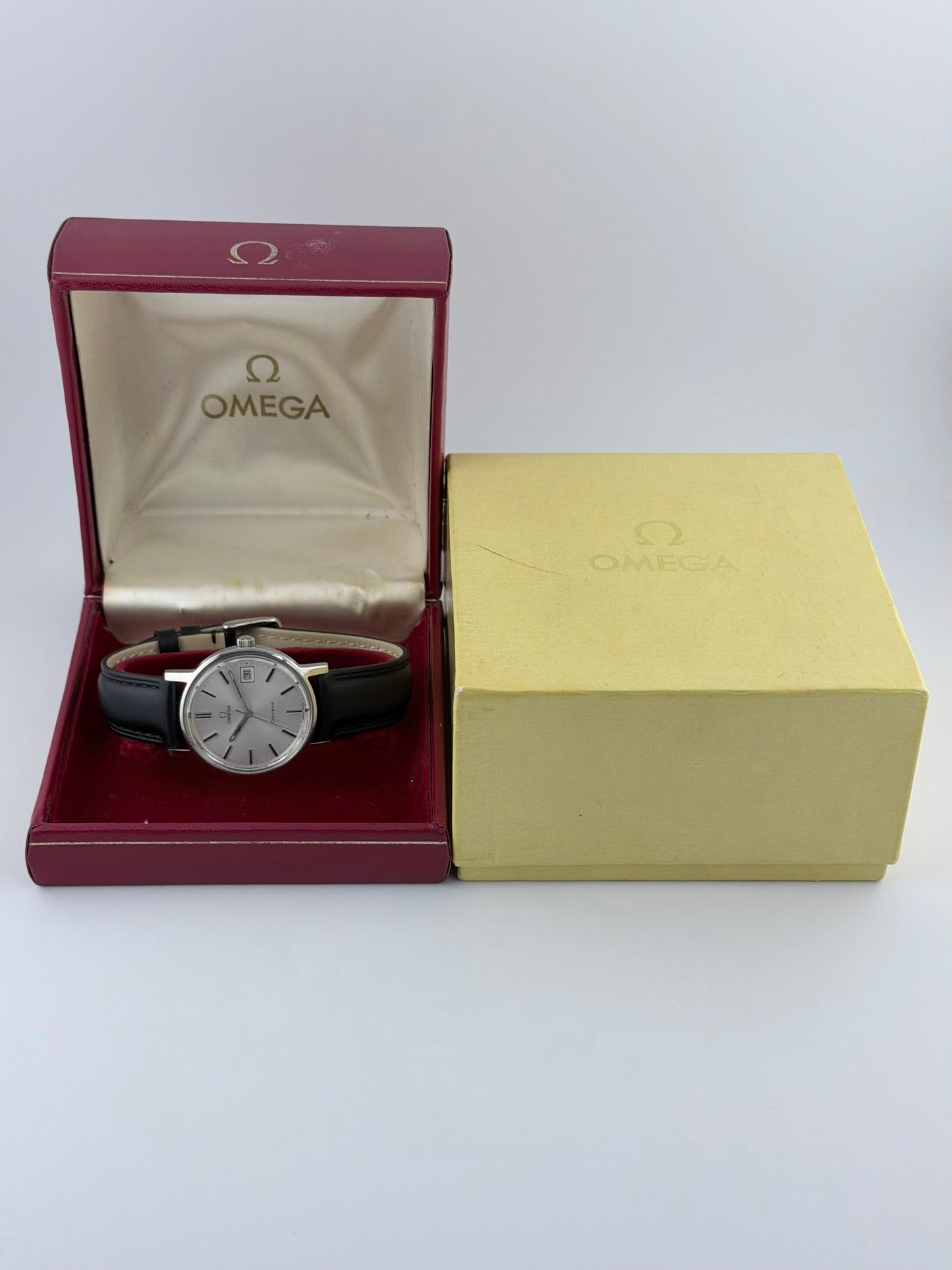 Omega Geneve Manual Date 136.0099 - Box and Papers