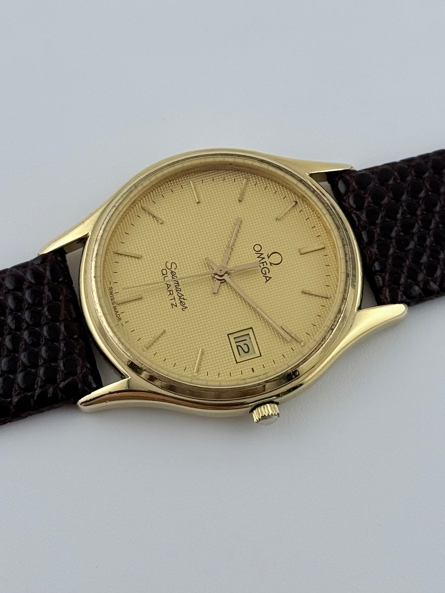 Omega Seamaster Quartz Date 196.0251 - Waffle Dial
