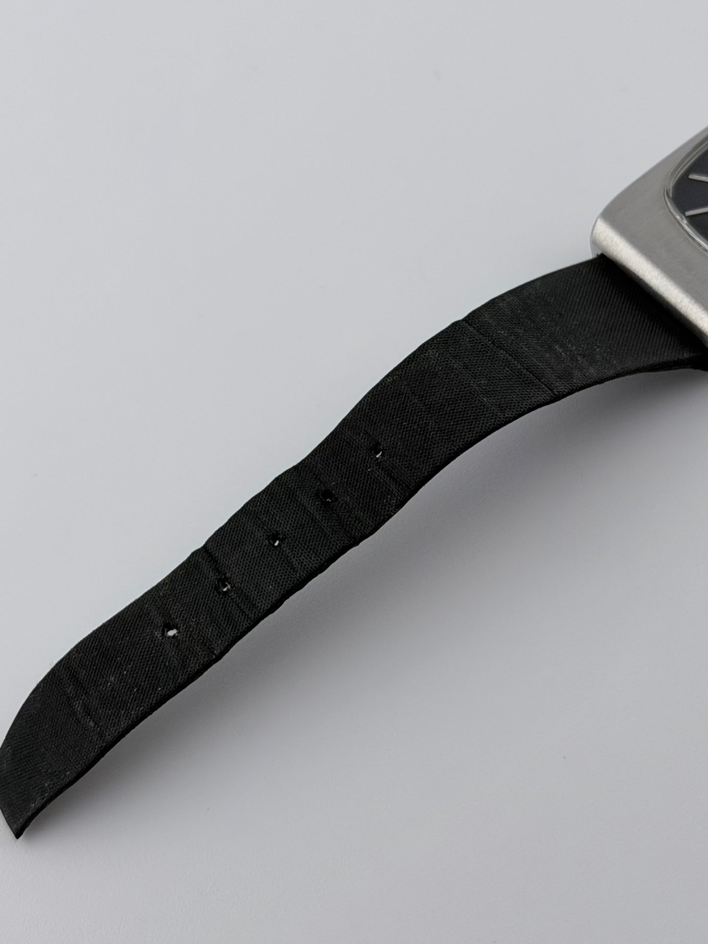 Omega Geneve Tank Manual Wind 511.0470 - Box and Papers