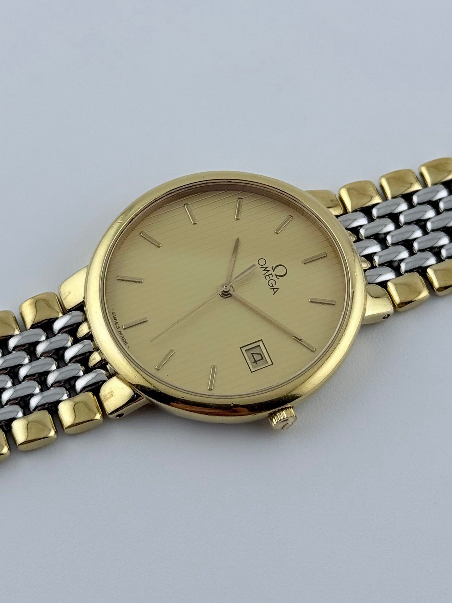 Omega De Ville Quartz Date 396.1012  - Original bracelet